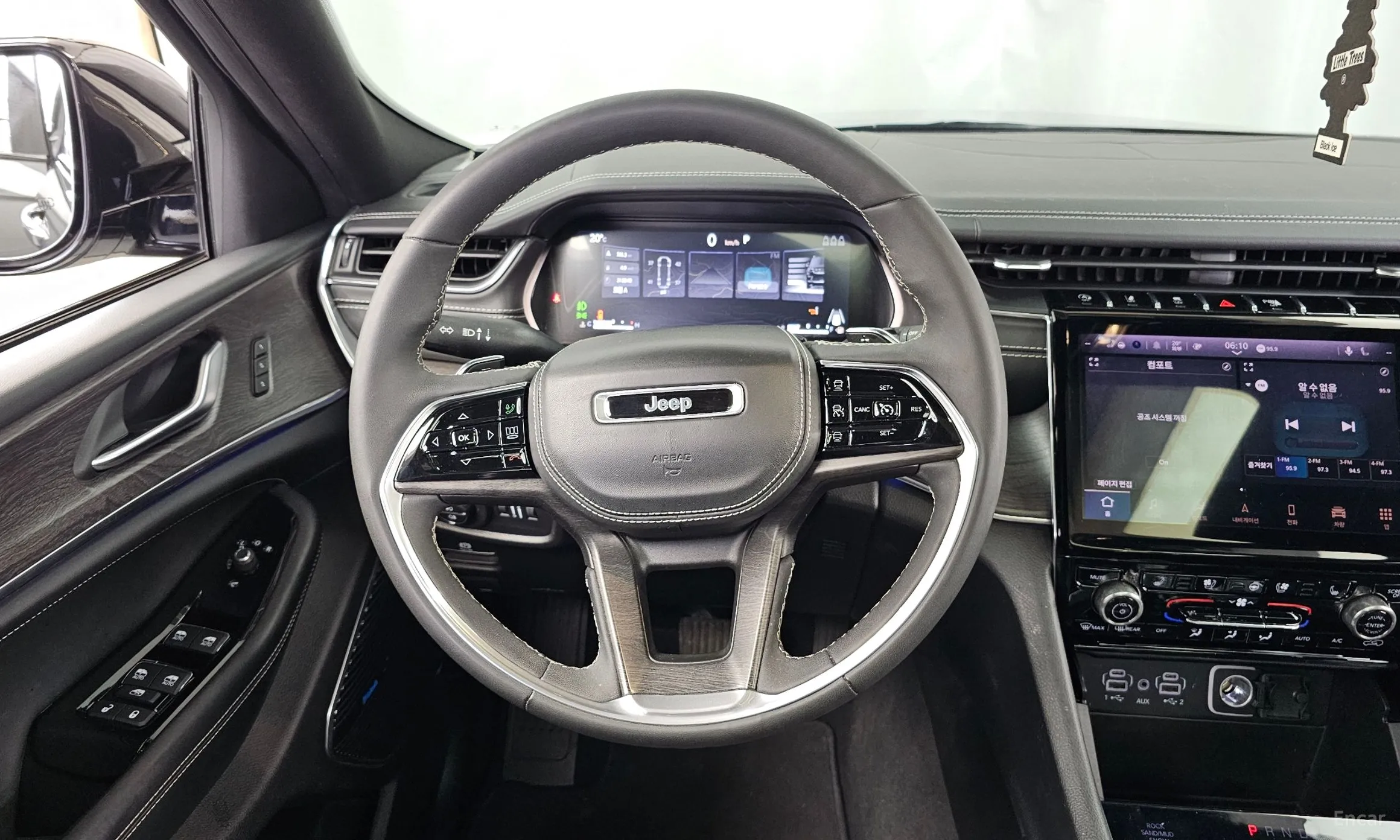 Jeep Grand Cherokee (WL) превью 13