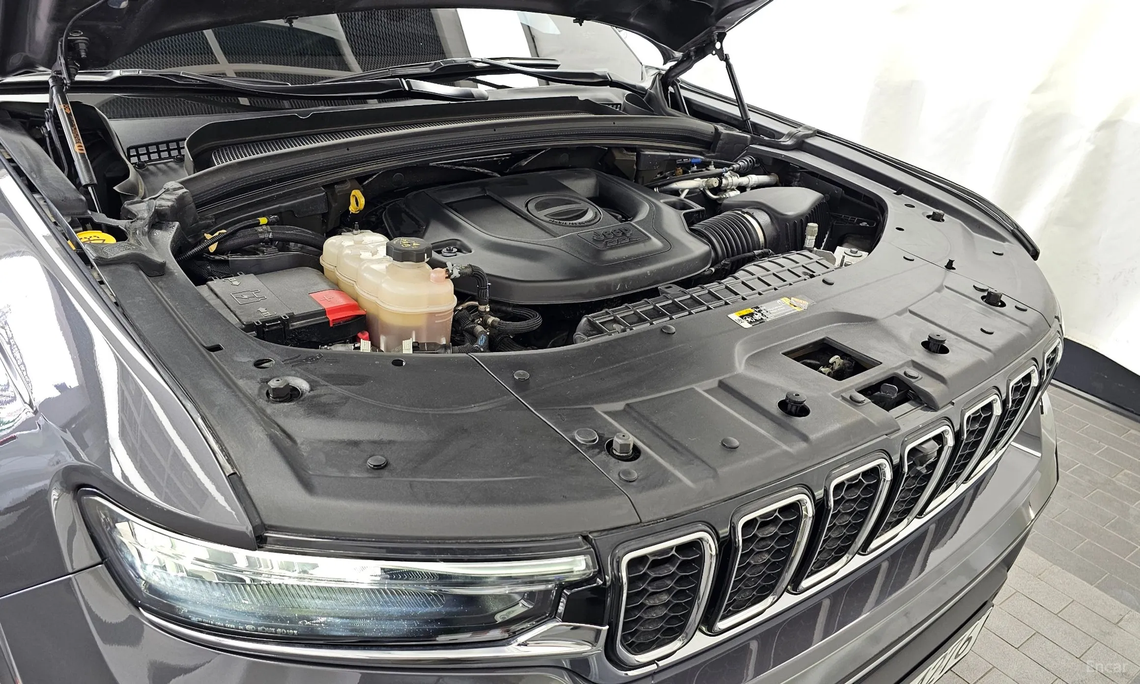 Jeep Grand Cherokee (WL) превью 6