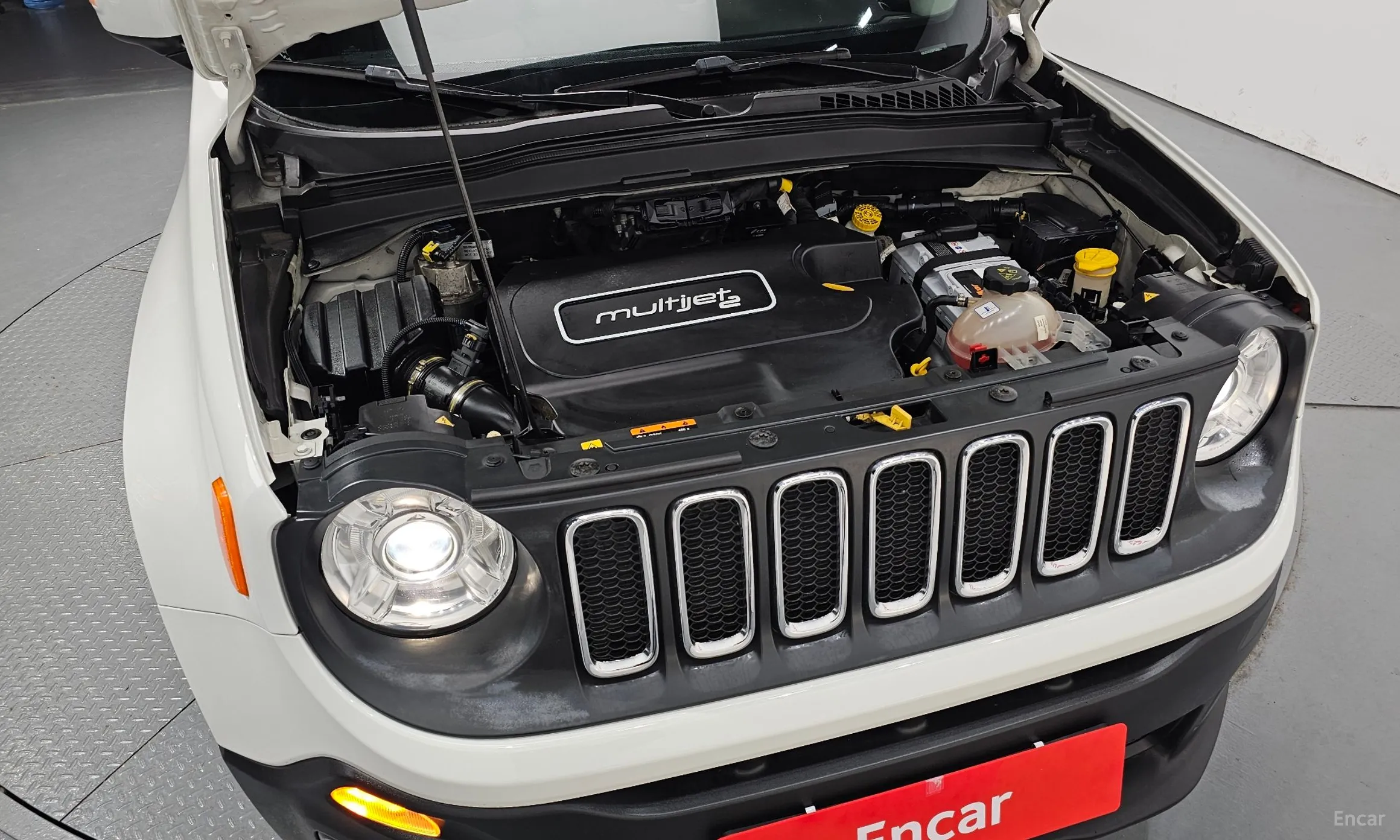 Jeep Renegade превью 6