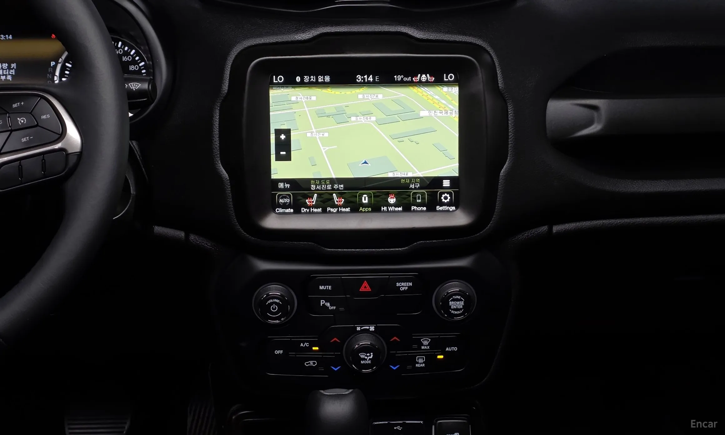 Jeep Renegade превью 14