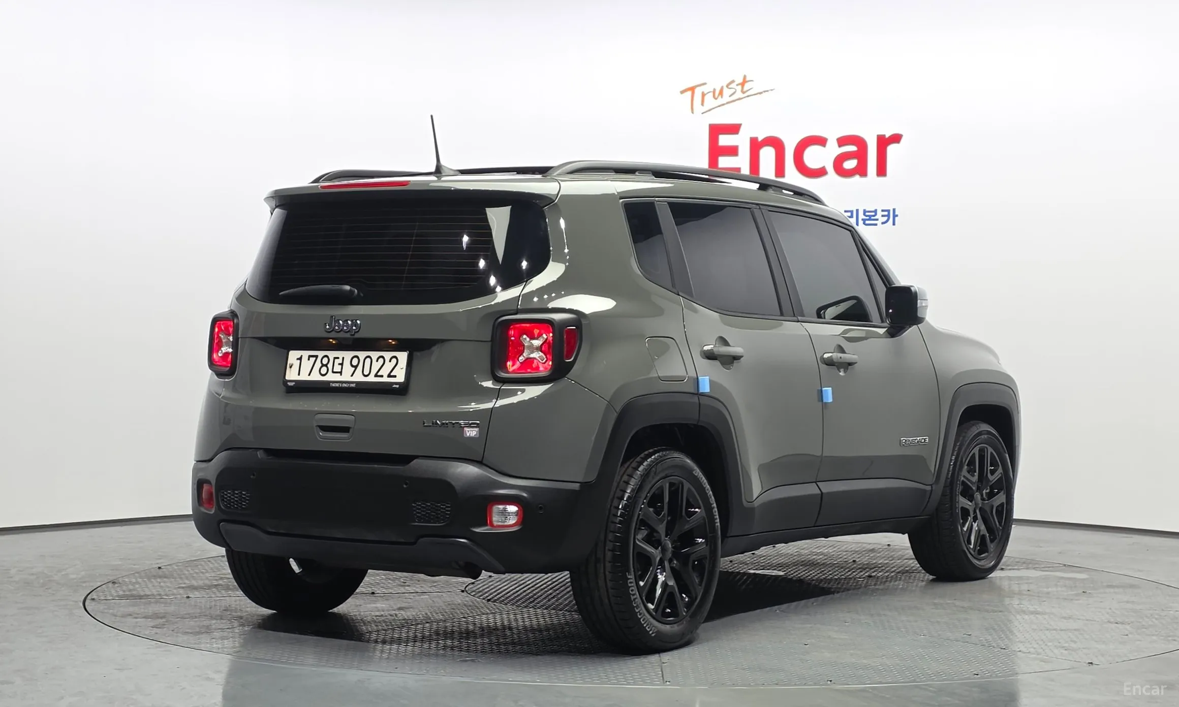 Jeep Renegade превью 2