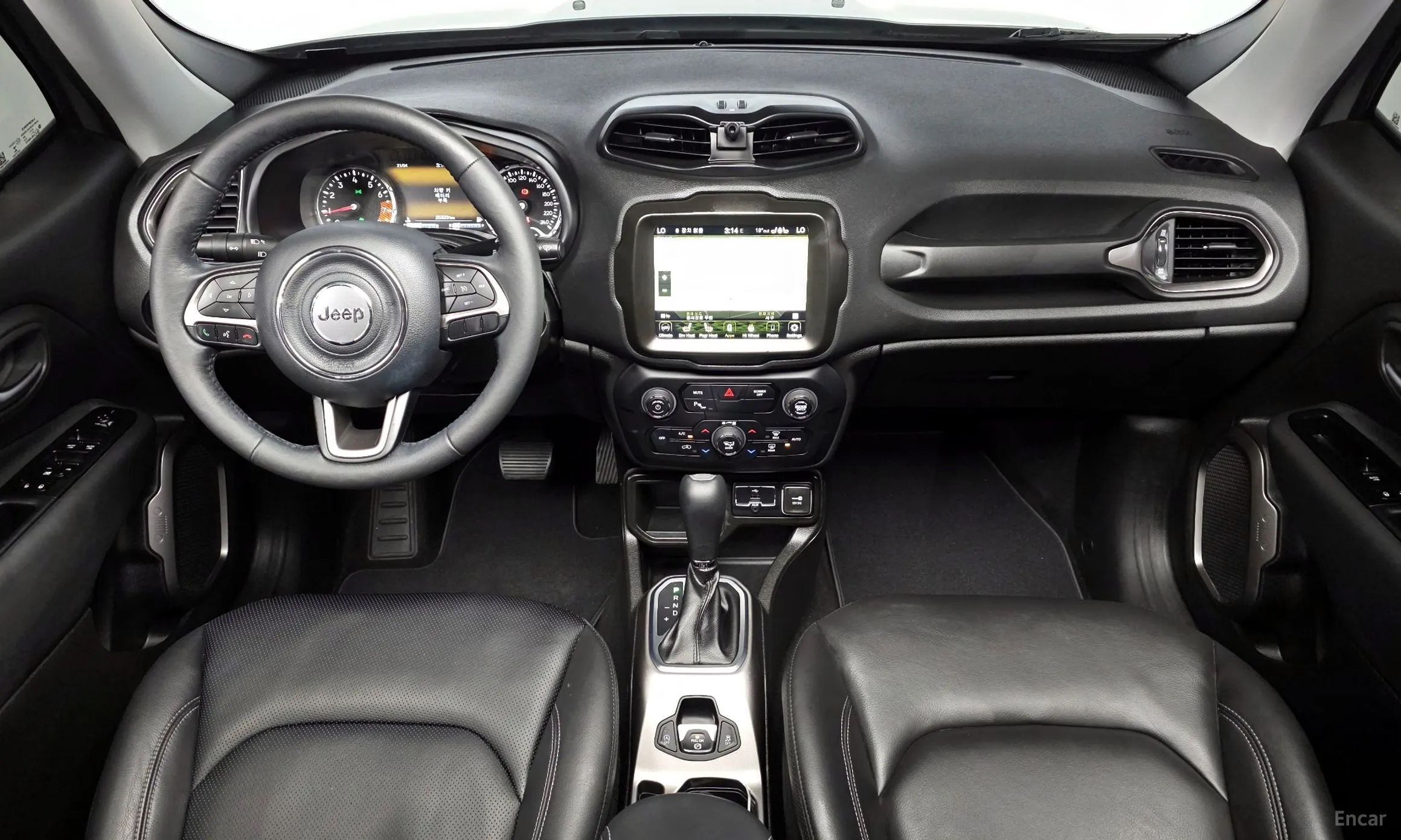 Jeep Renegade превью 7