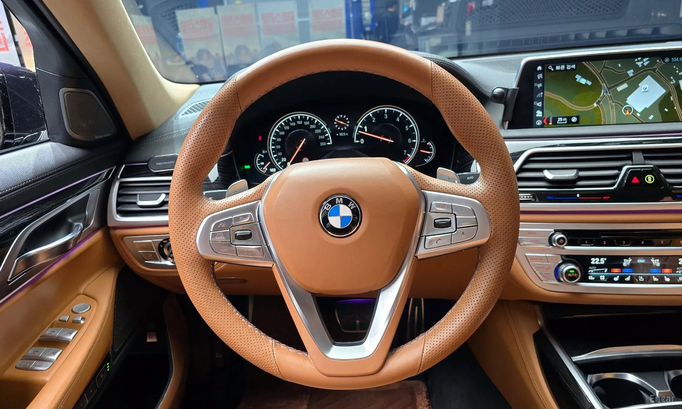 BMW 7 Series (G11) превью 13