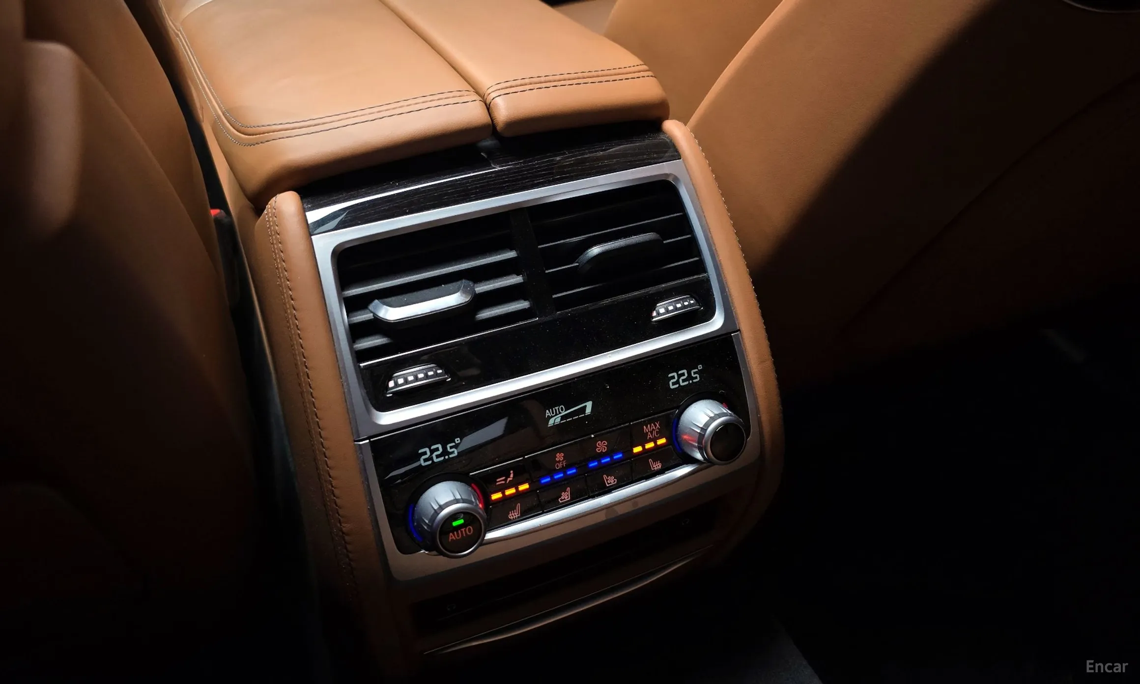 BMW 7 Series (G11) превью 17