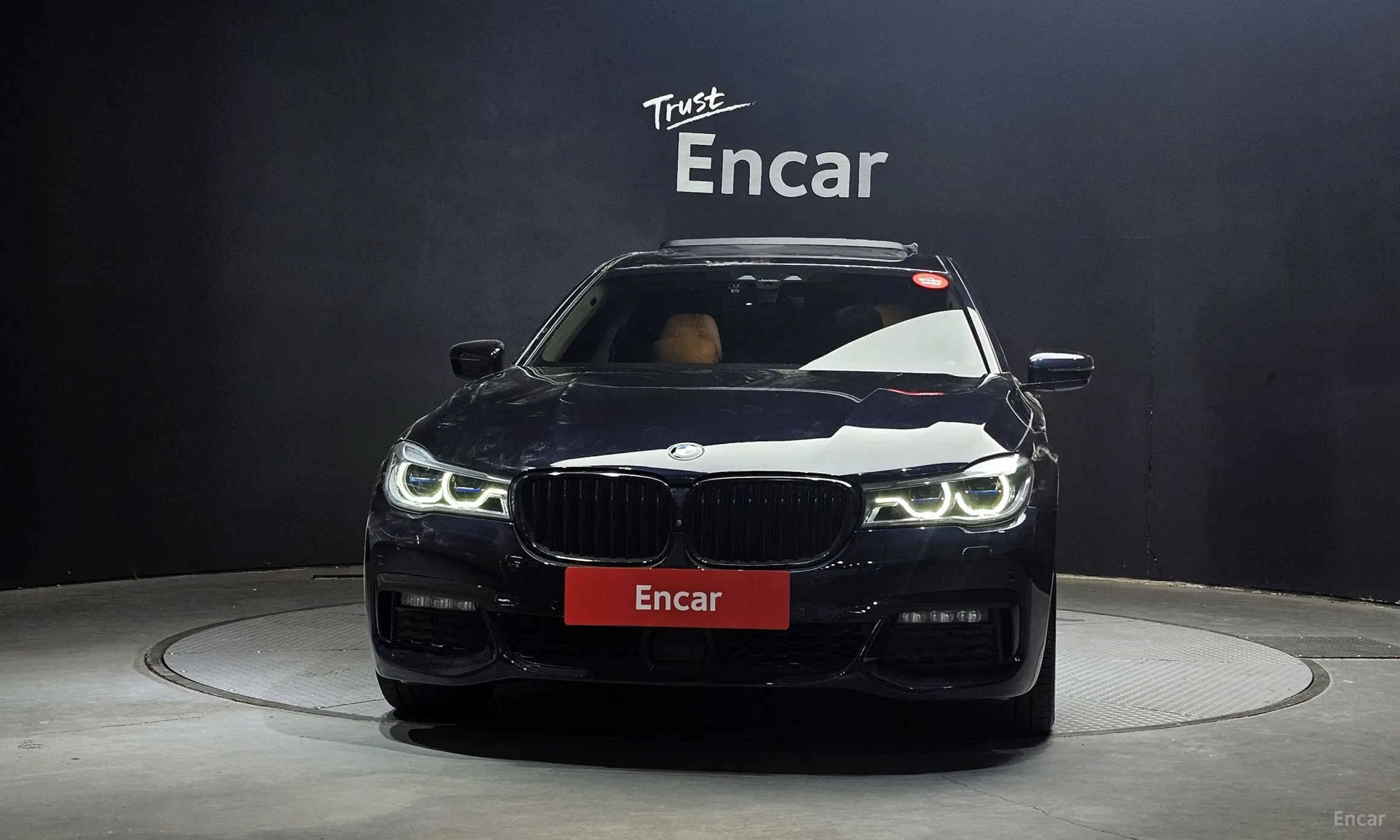 BMW 7 Series (G11) превью 3