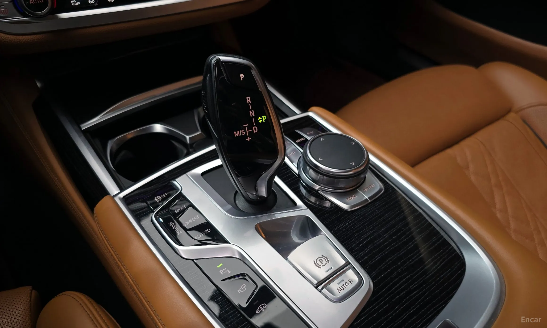 BMW 7 Series (G11) превью 9