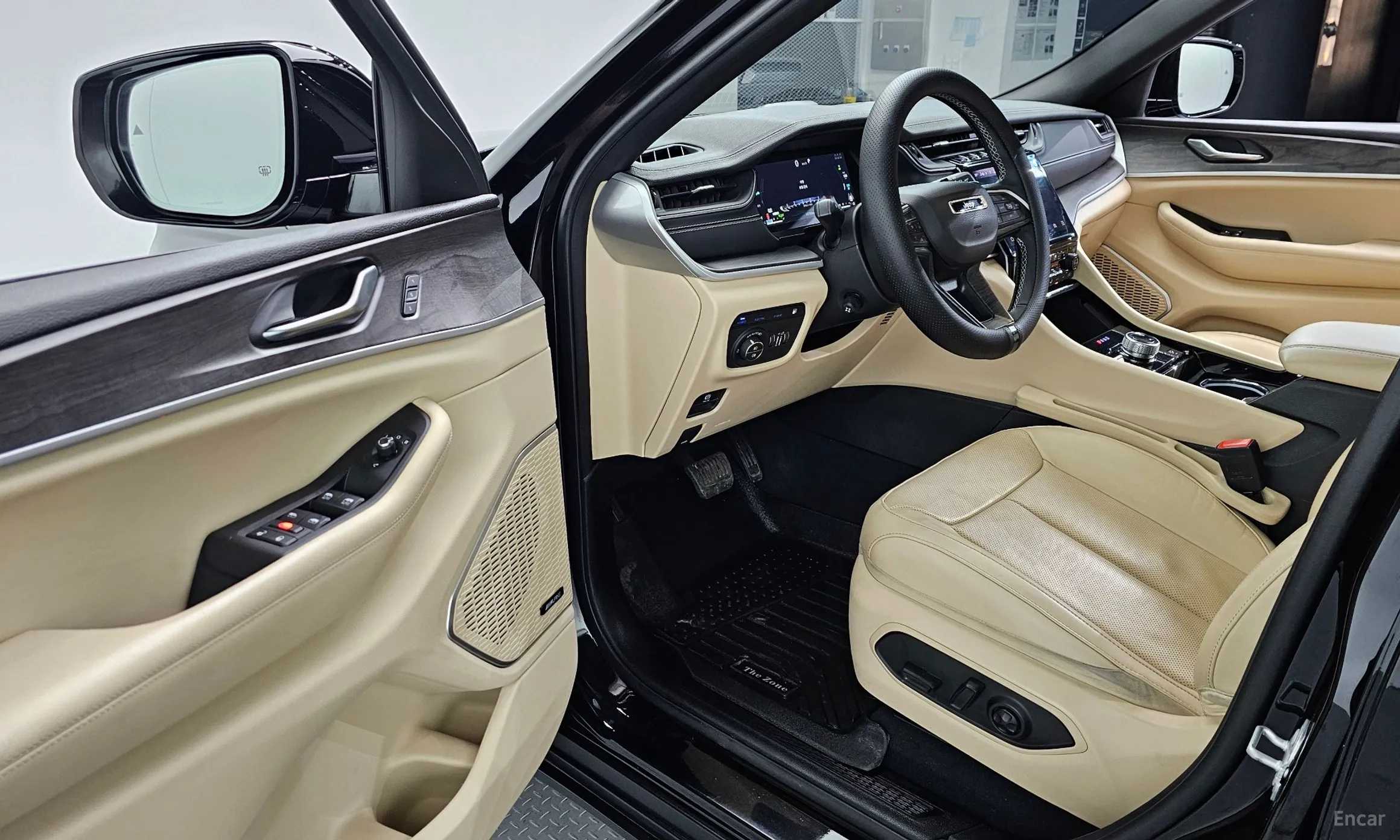 Jeep Grand Cherokee (WL) превью 10