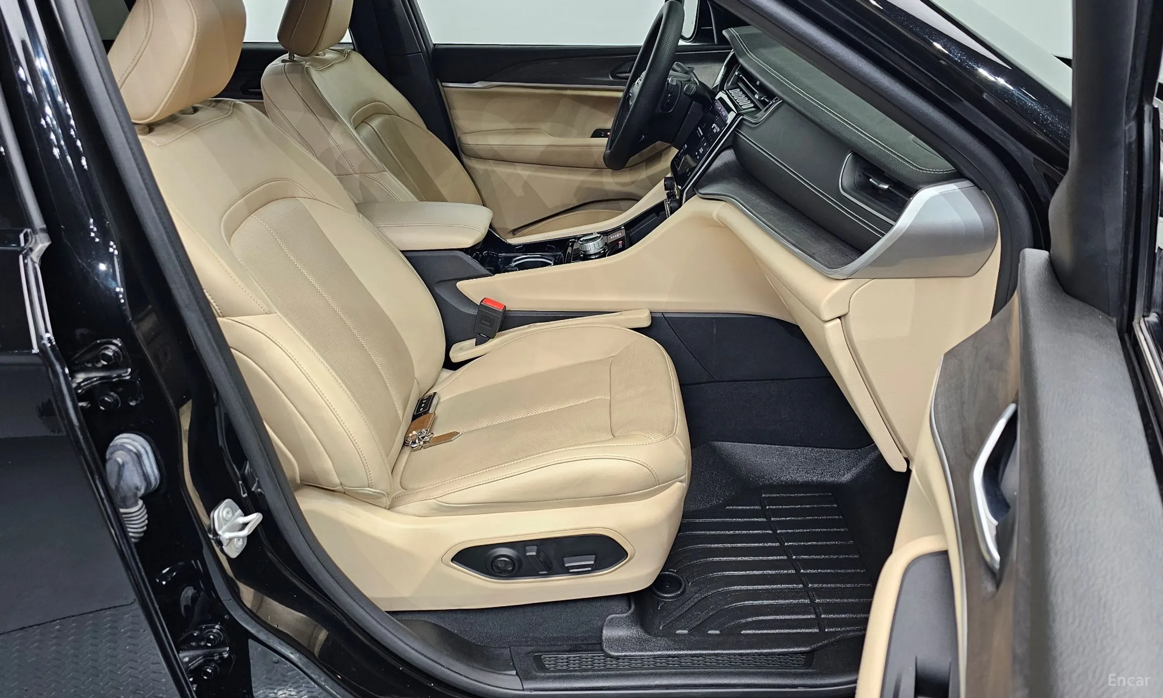 Jeep Grand Cherokee (WL) превью 12