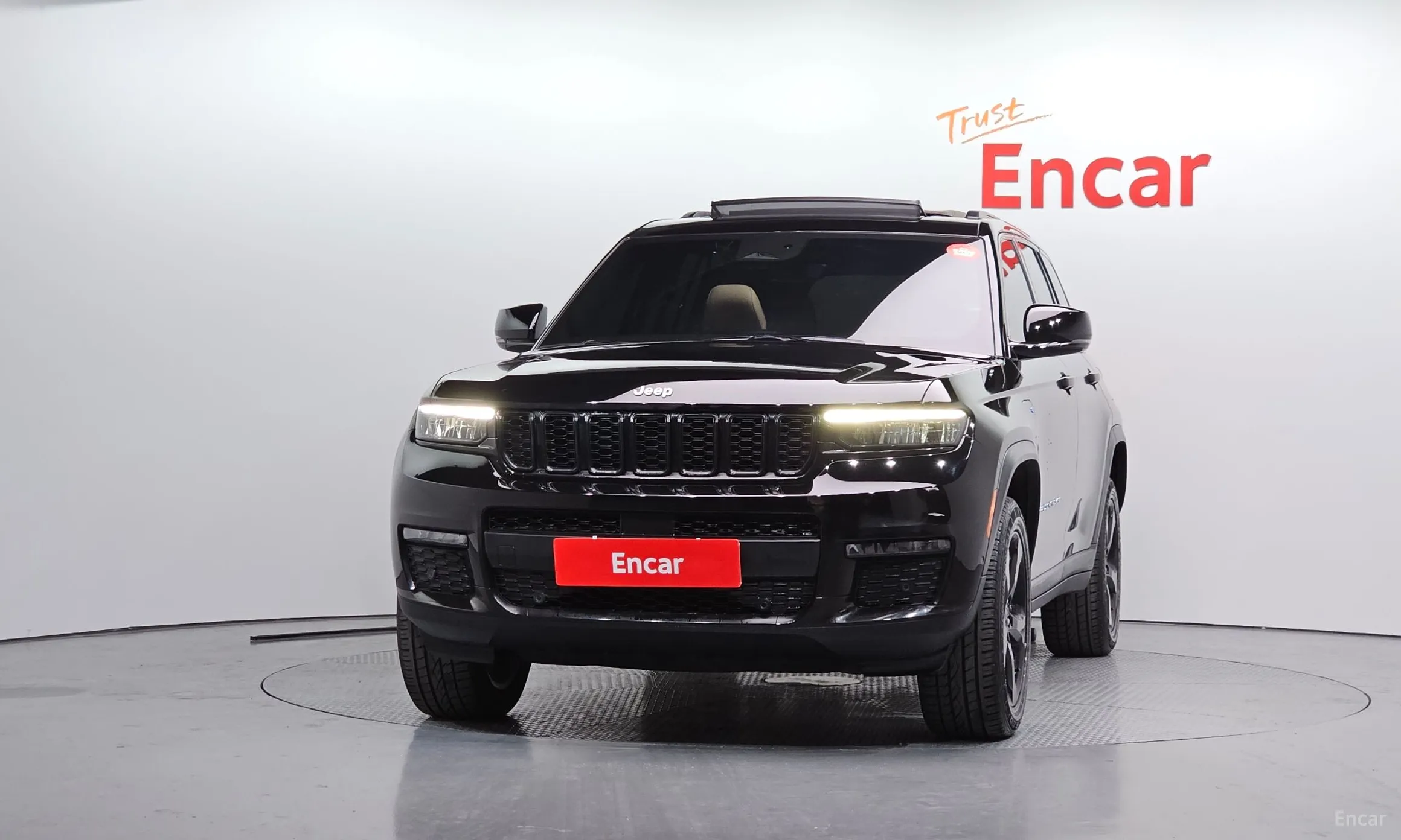Jeep Grand Cherokee (WL) превью 3
