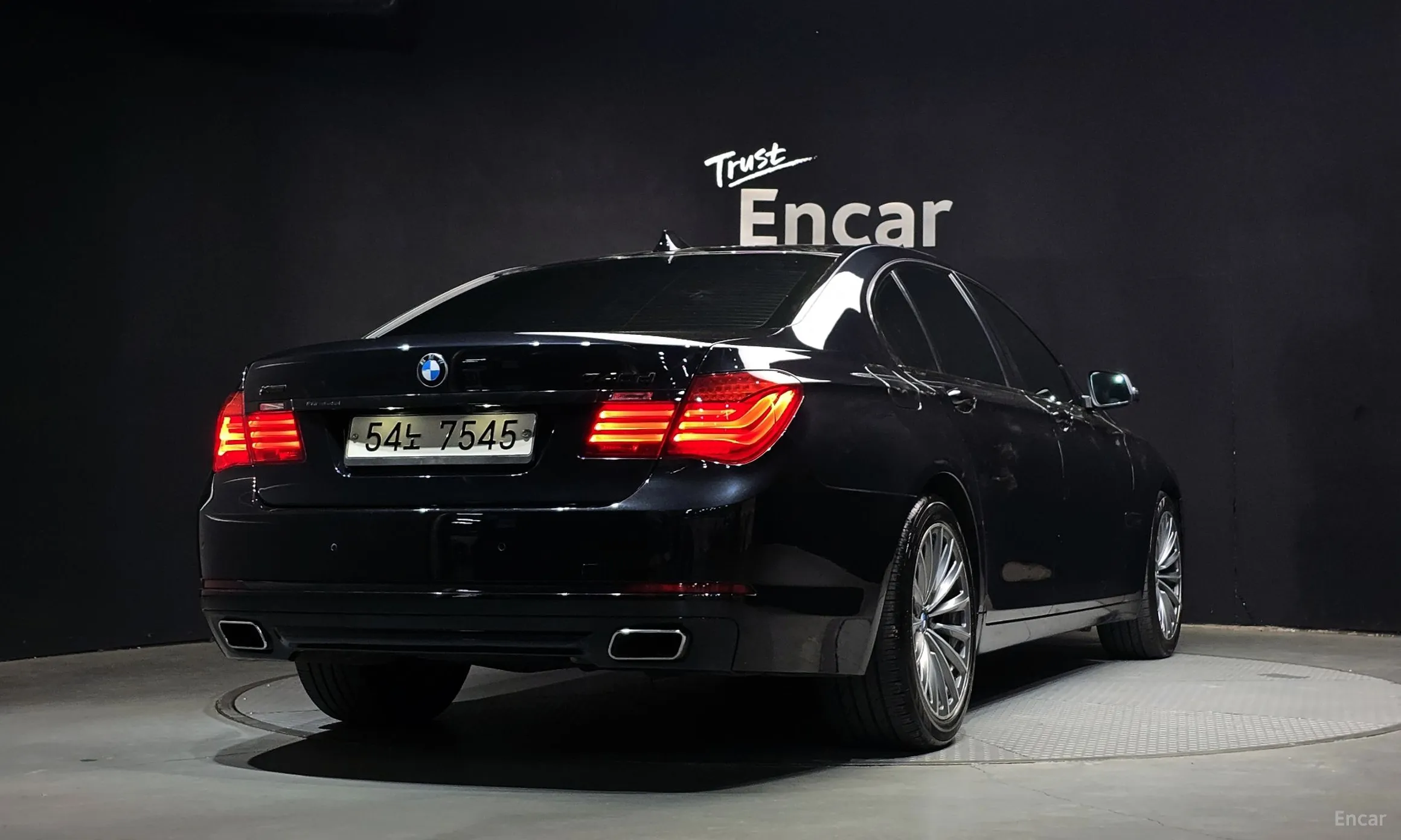 BMW 7 Series (F01)