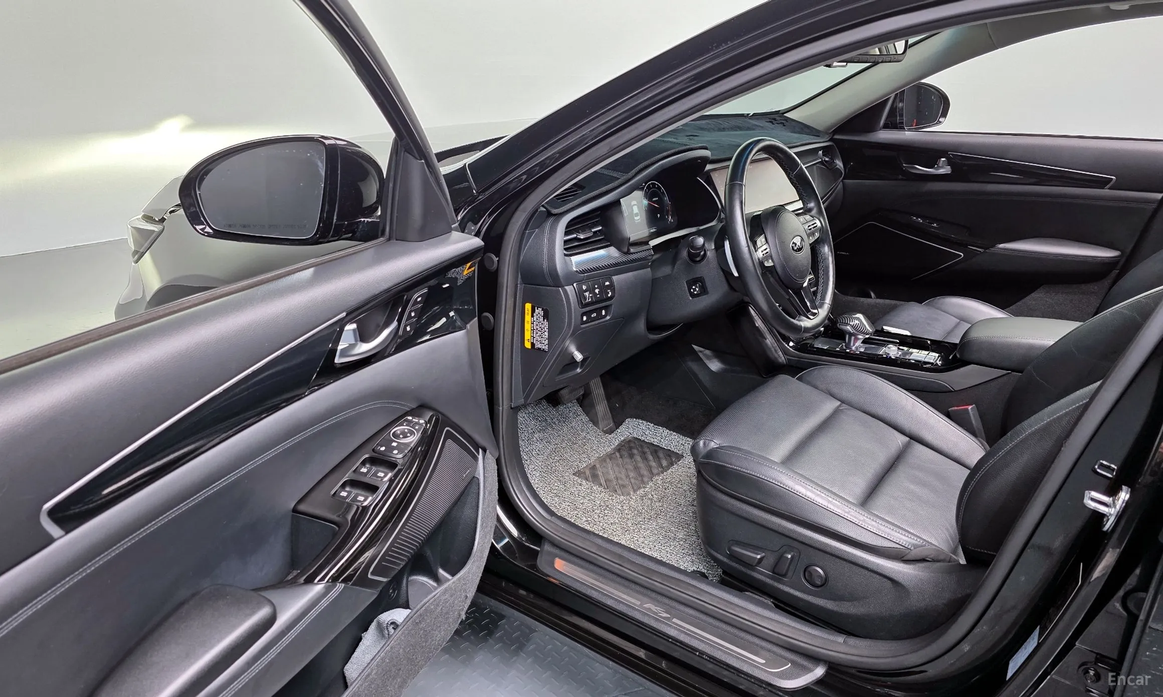 Kia K7 Premier превью 10