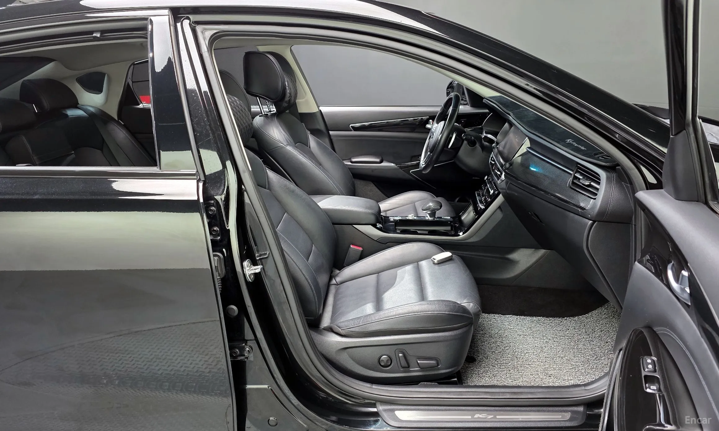 Kia K7 Premier превью 11