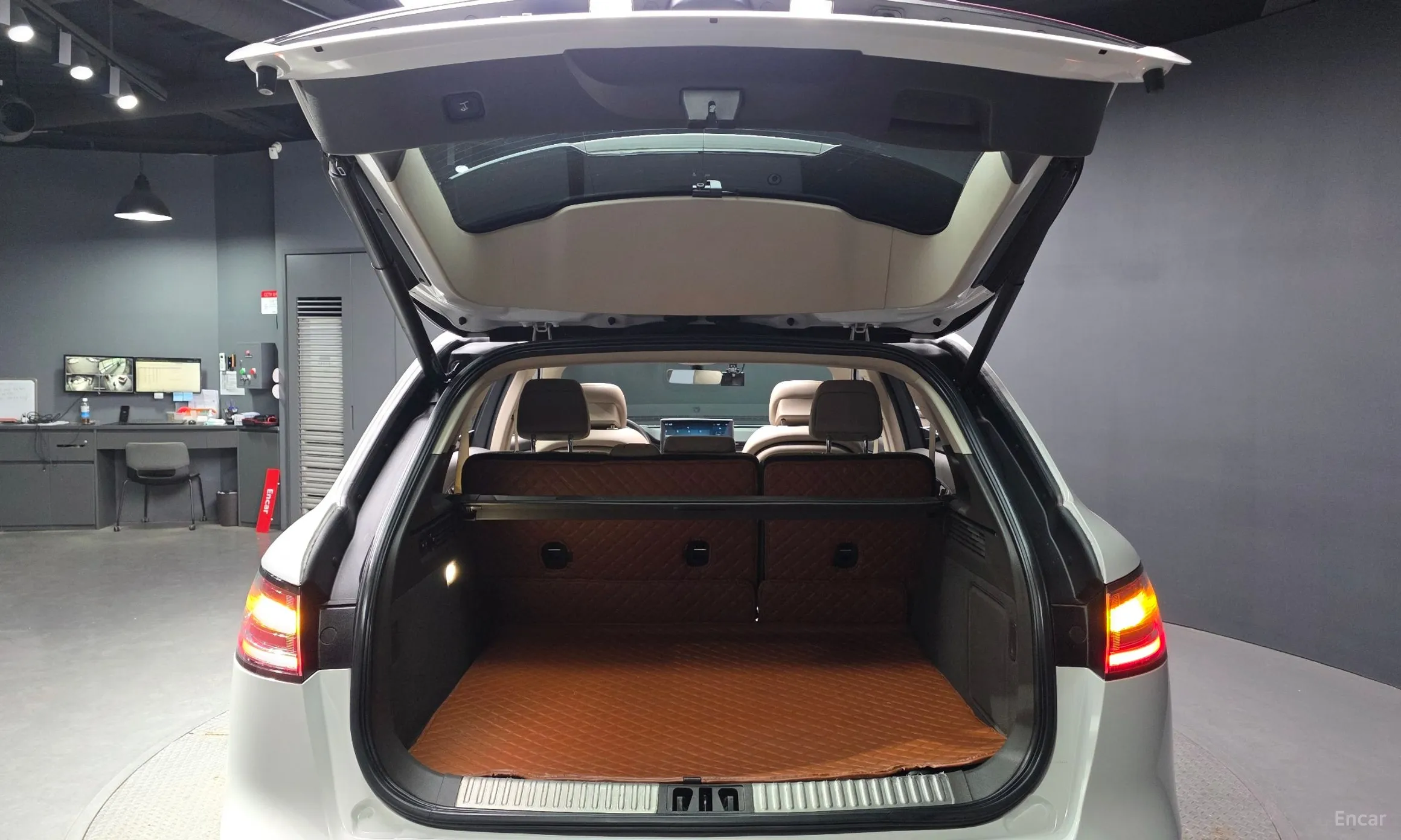 Lincoln Nautilus Gen 1 превью 20