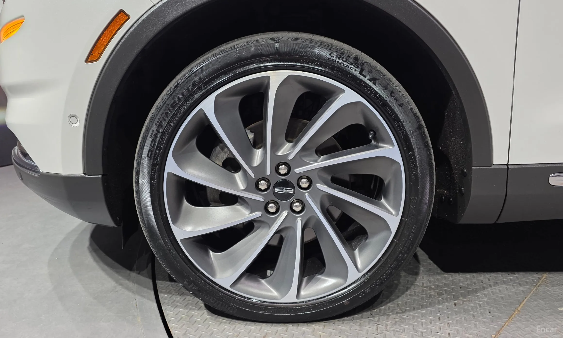 Lincoln Nautilus Gen 1 превью 5