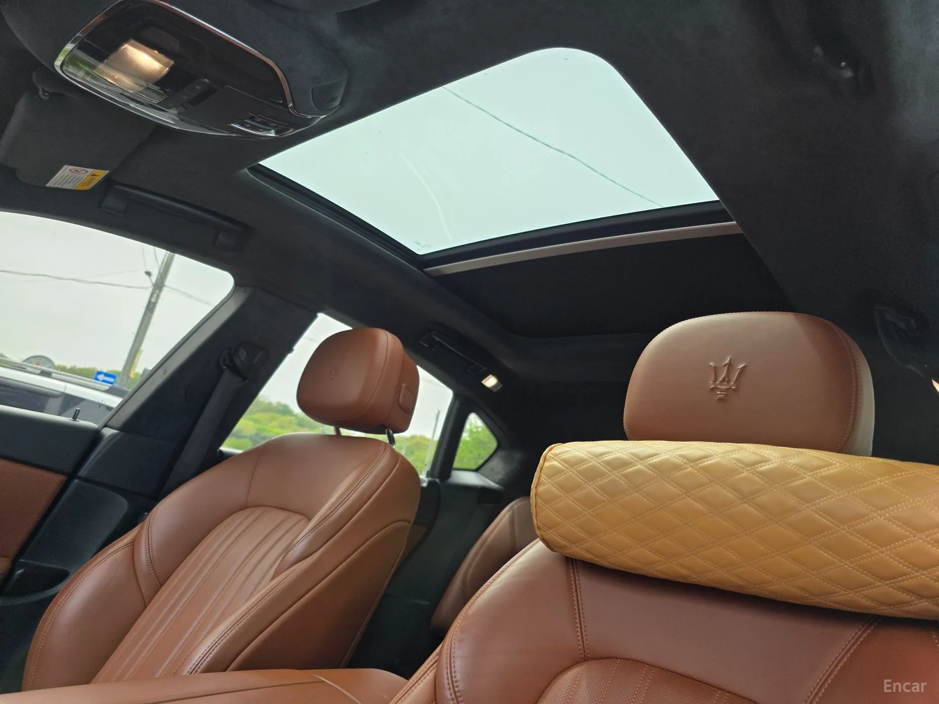 Maserati Levante превью 16