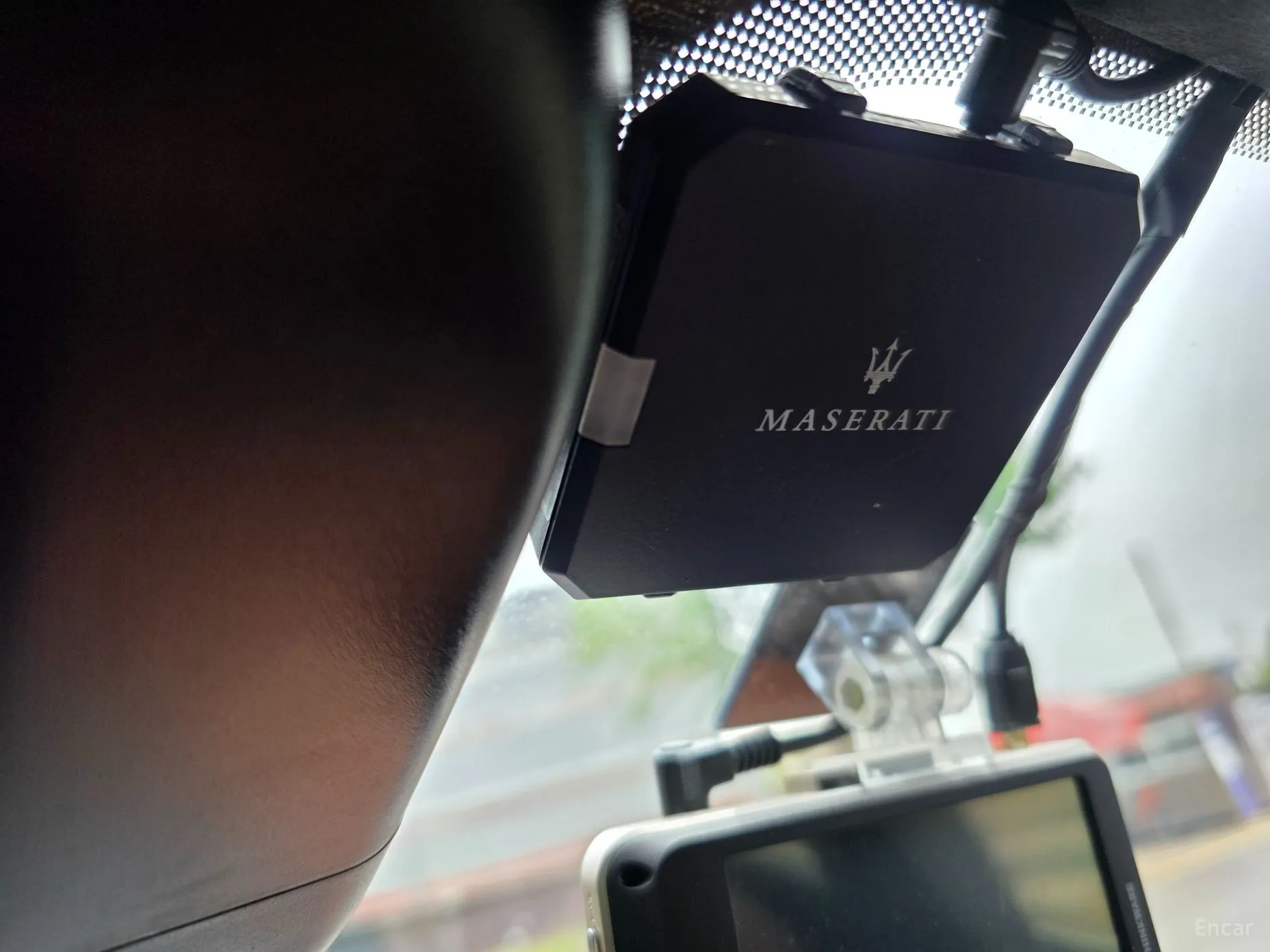 Maserati Levante превью 19
