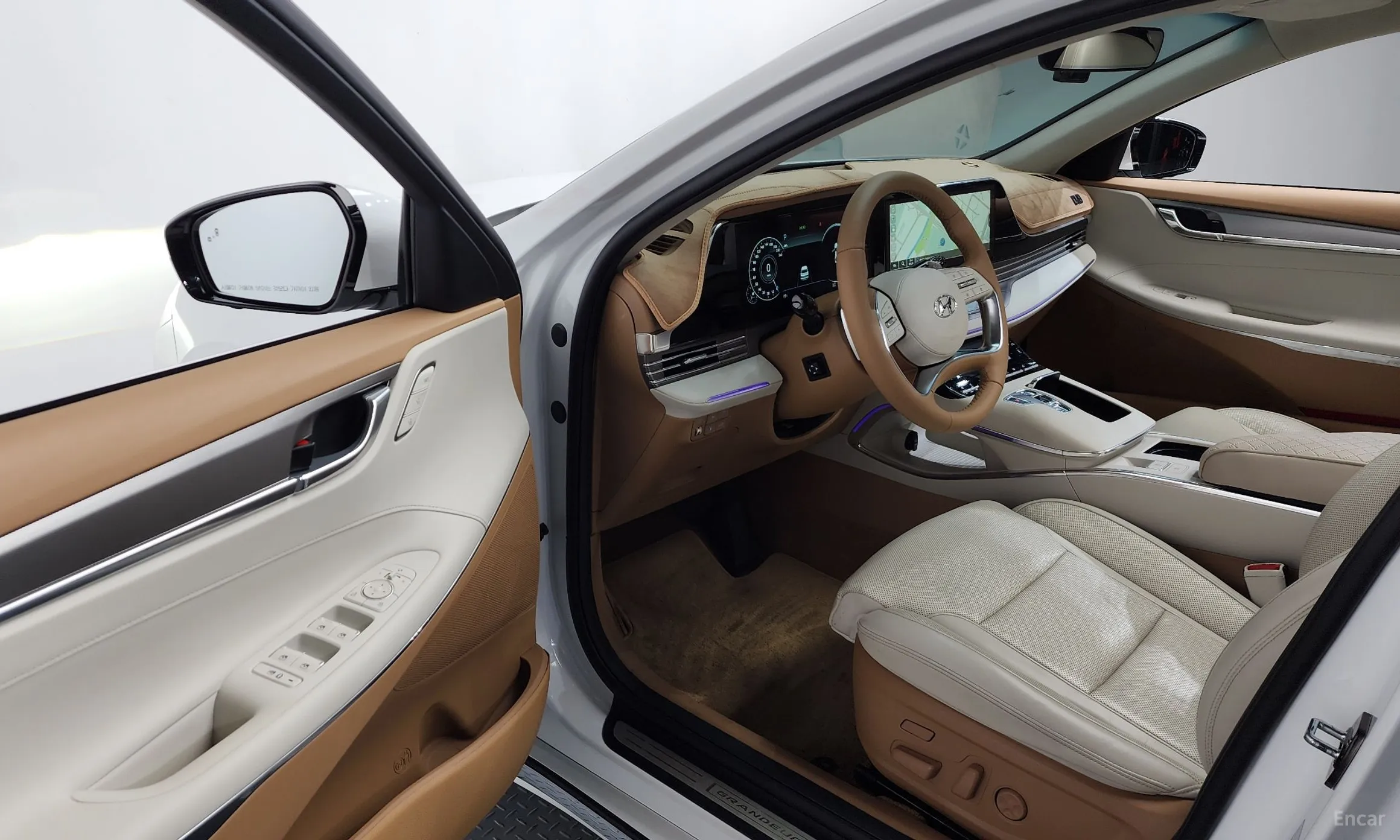 Hyundai Grandeur IG превью 10