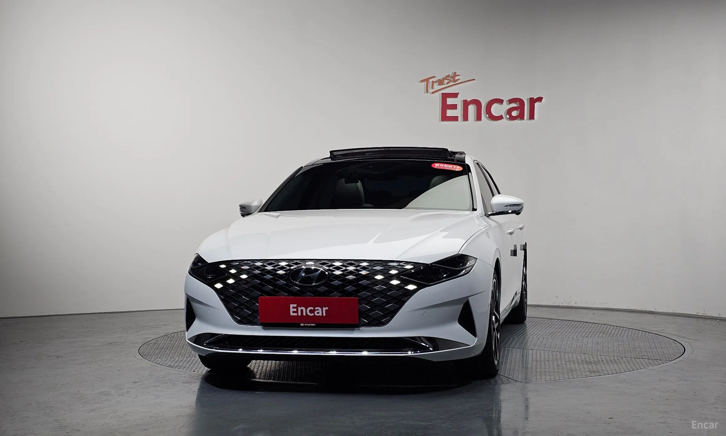 Hyundai Grandeur IG превью 3
