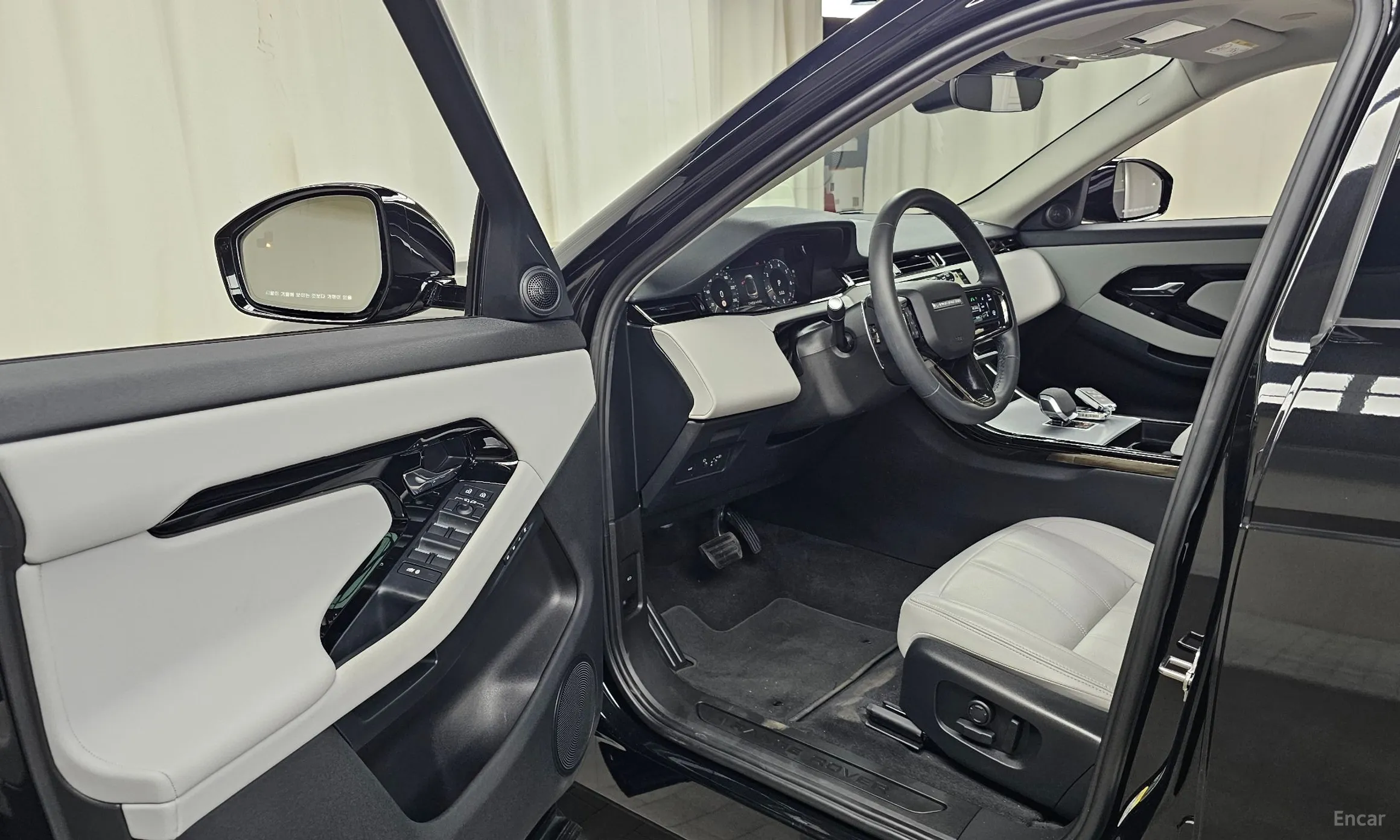 Land Rover Range Rover Evoque 2nd Generation превью 10