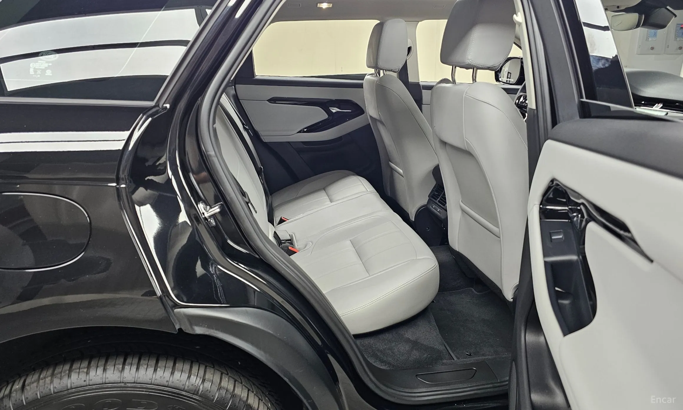 Land Rover Range Rover Evoque 2nd Generation превью 11