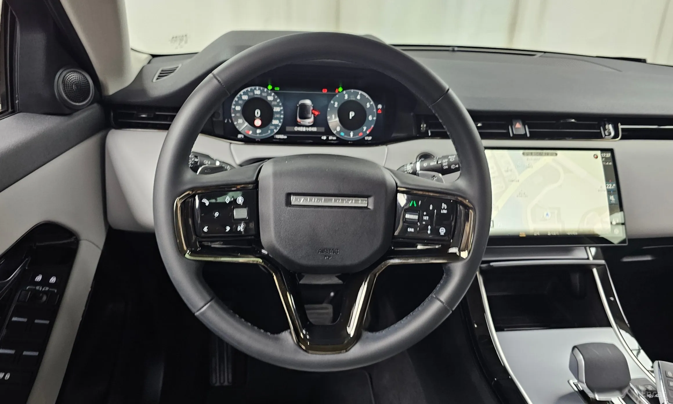 Land Rover Range Rover Evoque 2nd Generation превью 12