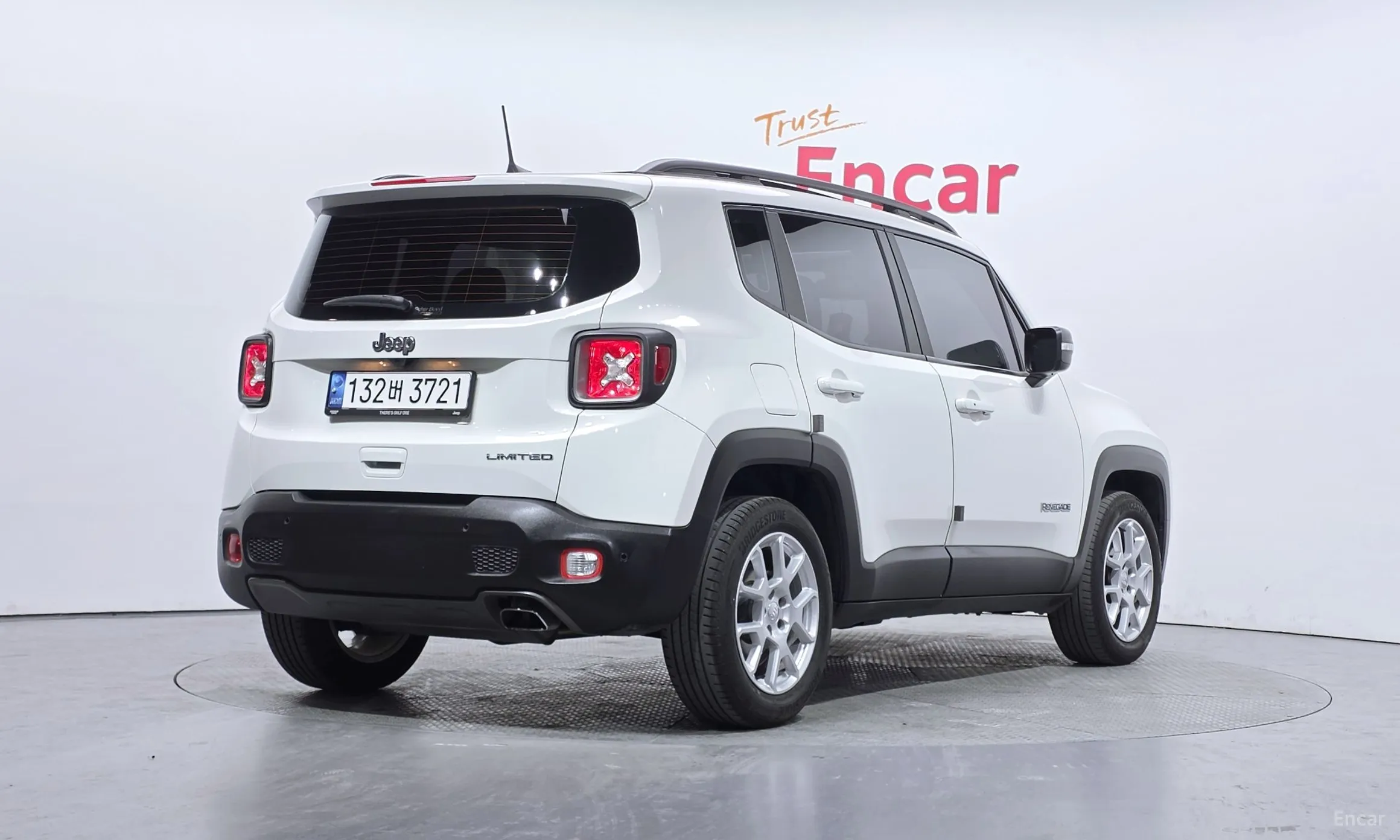 Jeep Renegade превью 2