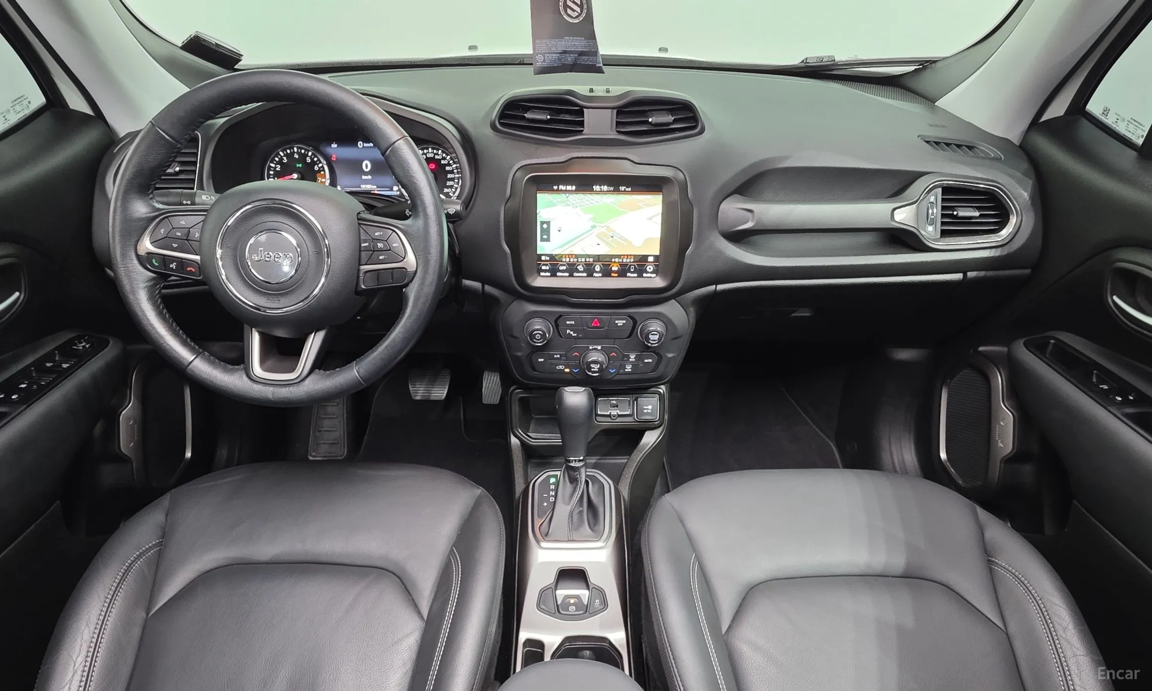 Jeep Renegade превью 7