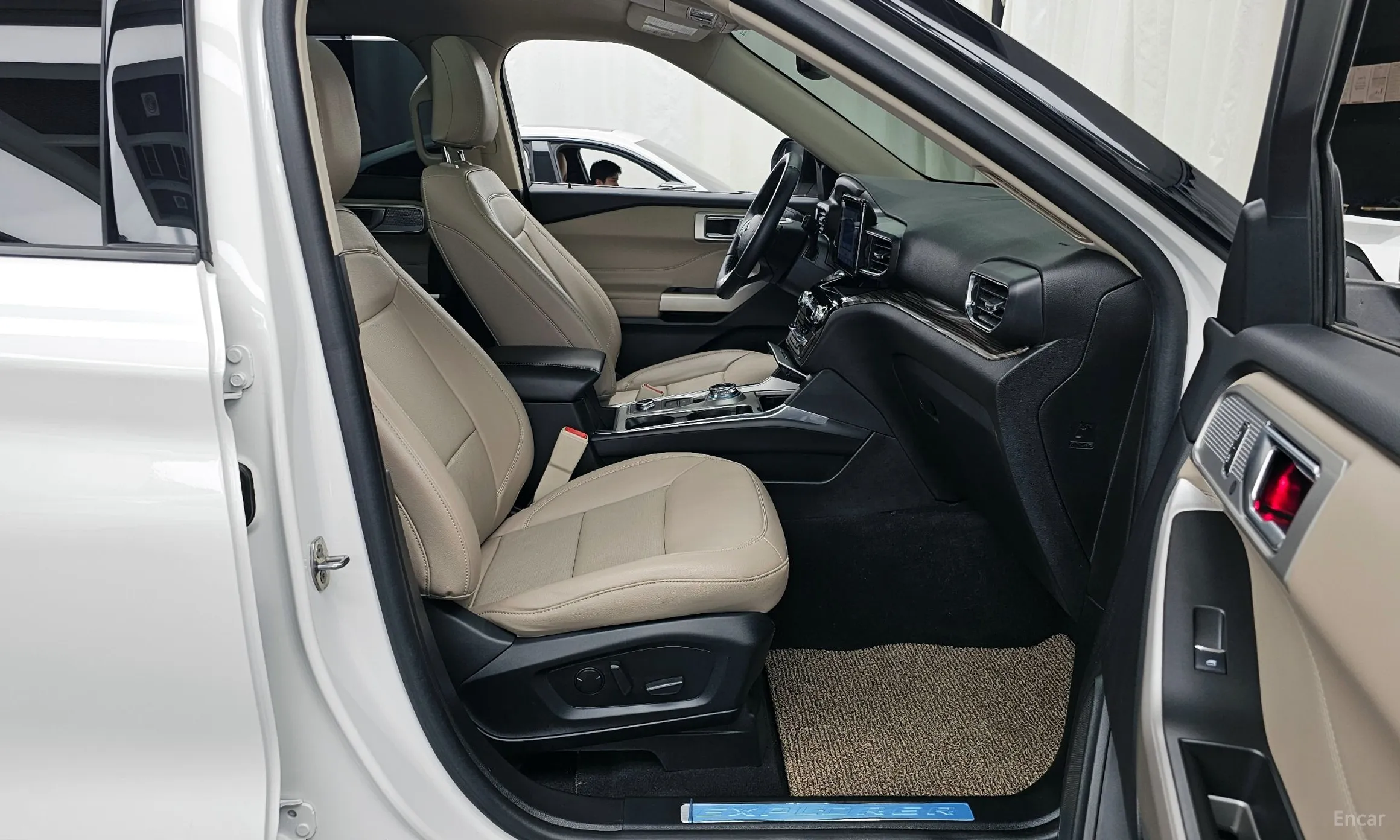 Ford Explorer 6th Generation превью 11