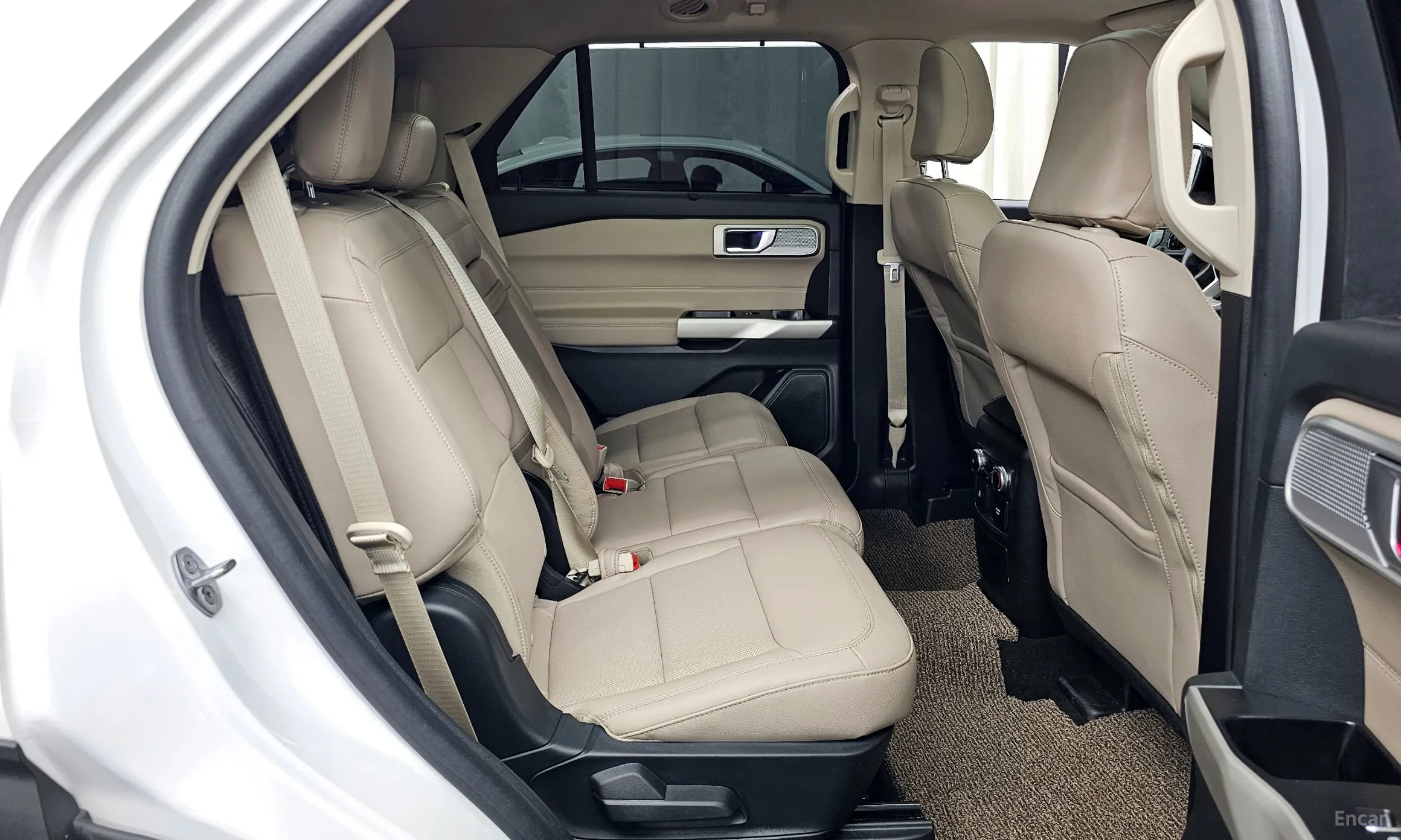 Ford Explorer 6th Generation превью 12