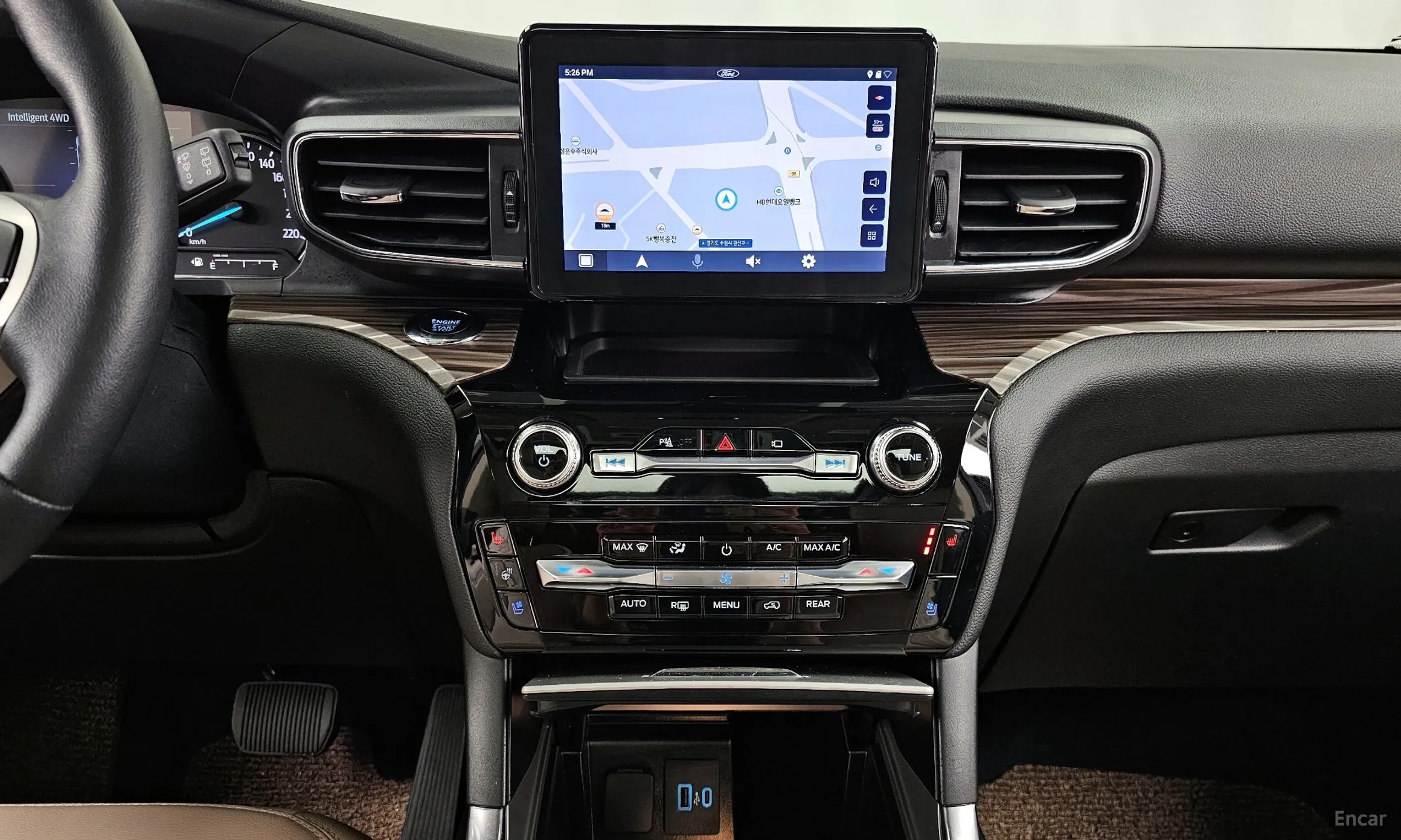 Ford Explorer 6th Generation превью 14