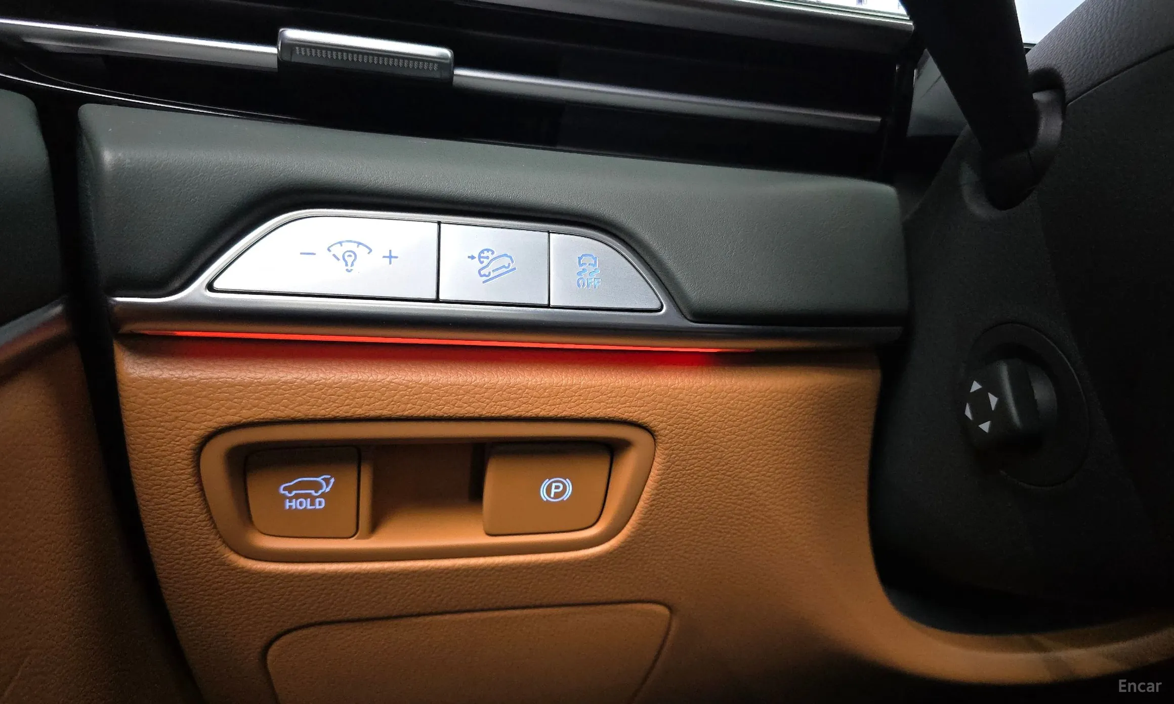 Genesis GV80 превью 18