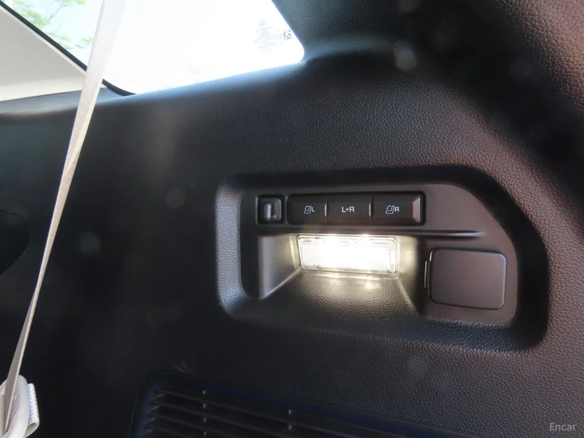 Ford Explorer 6th Generation превью 20