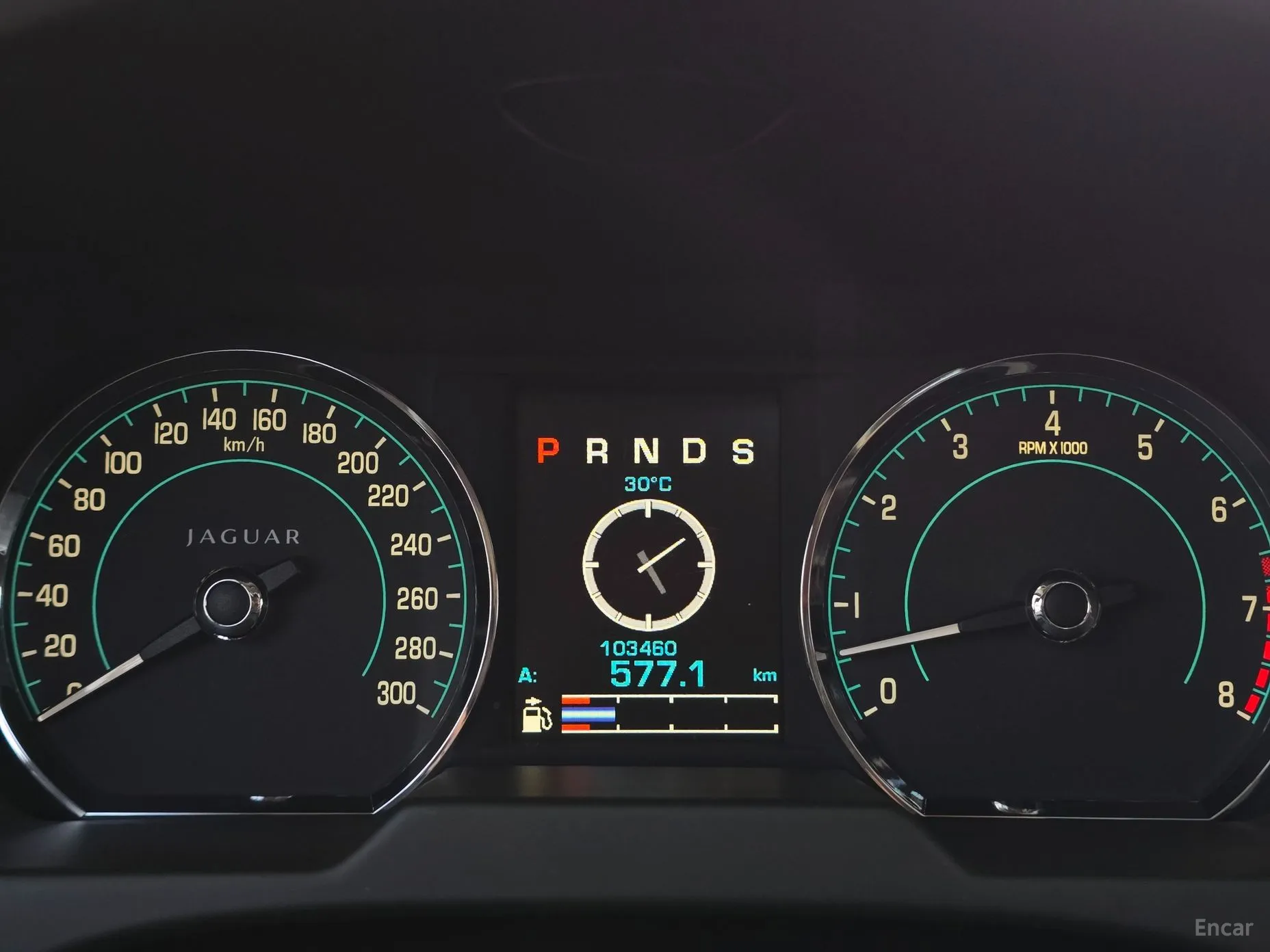 Jaguar New XF превью 20
