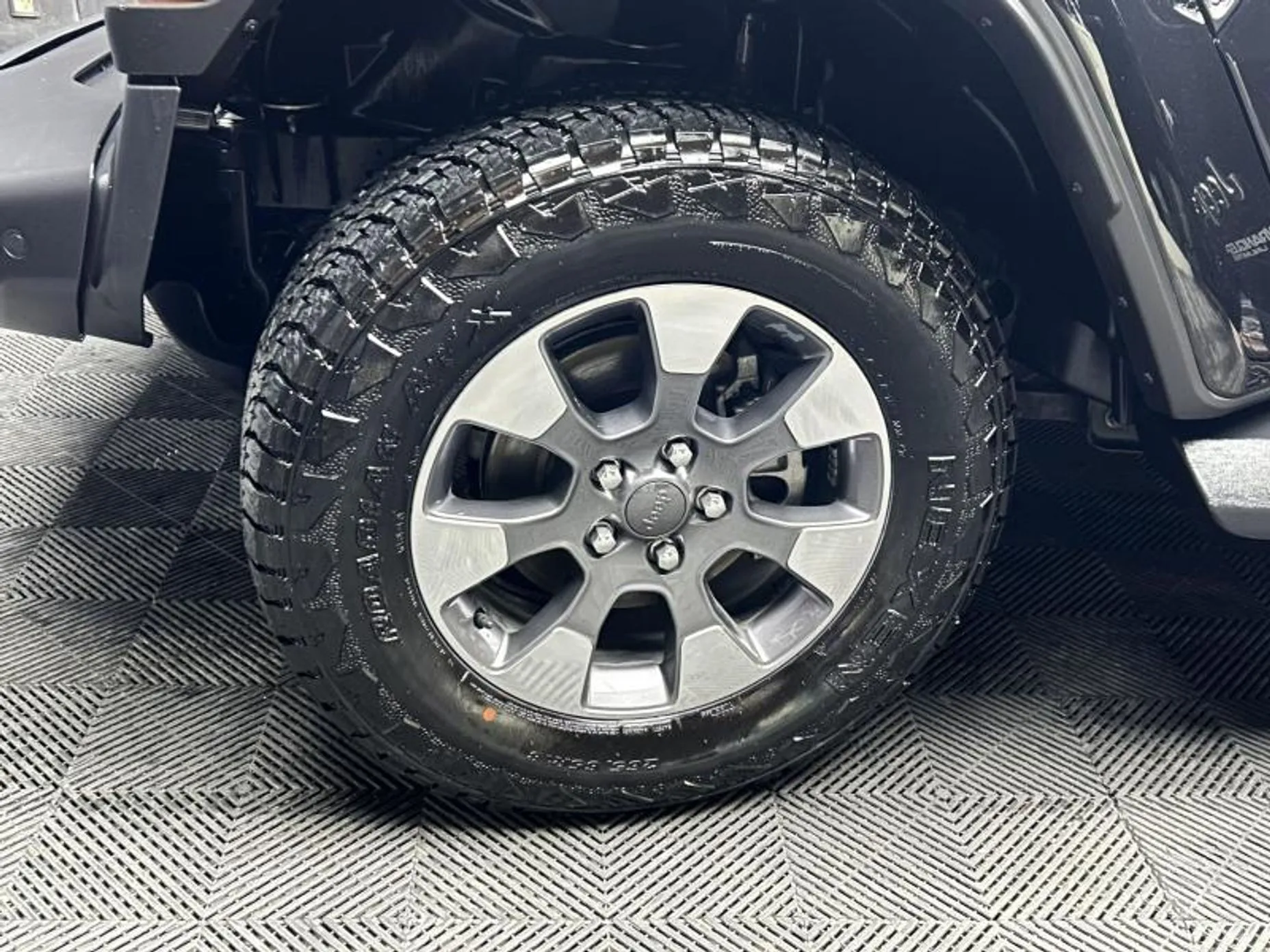 Jeep Wrangler (JL) превью 19