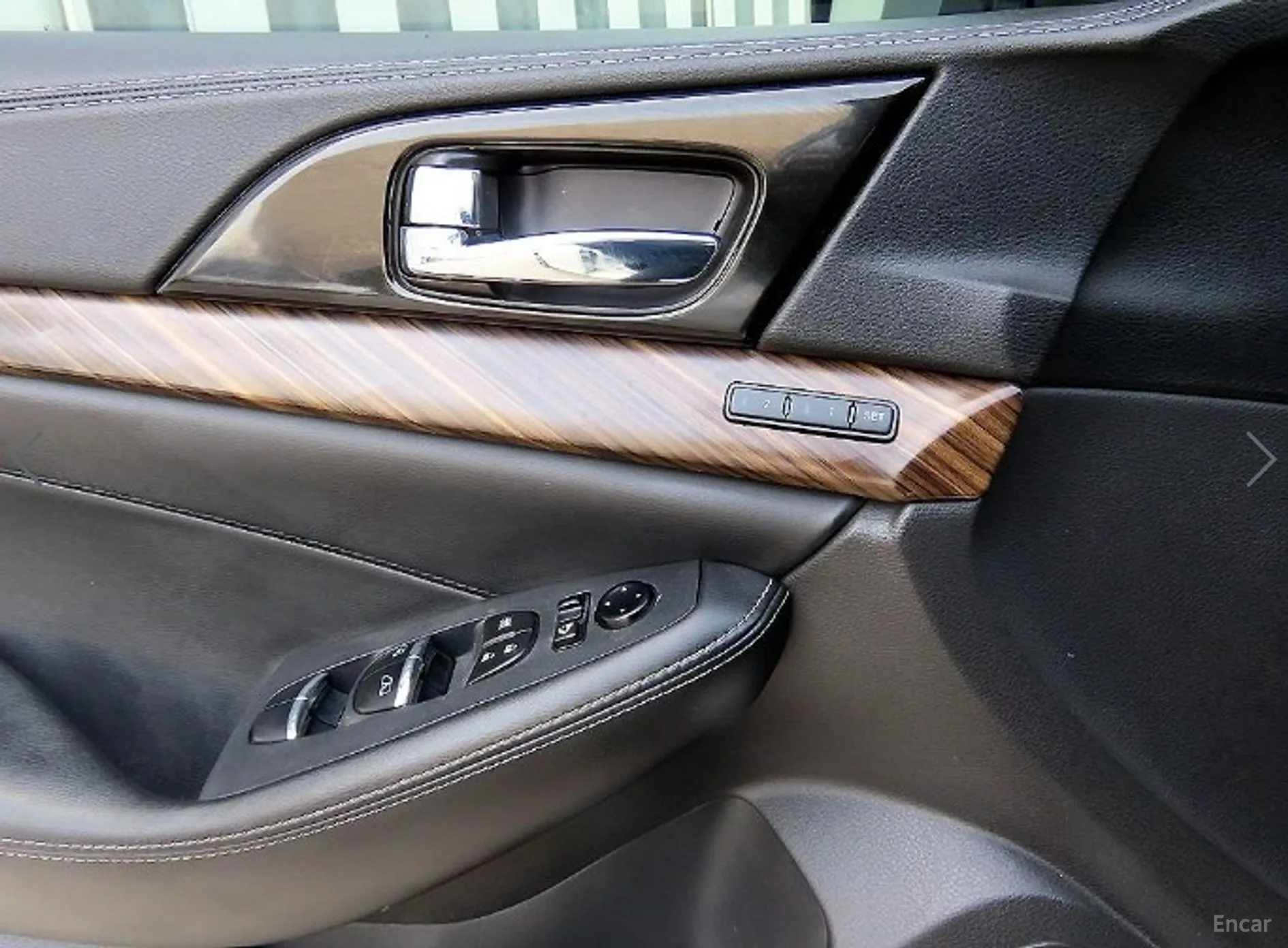 Nissan Maxima (A36) превью 11