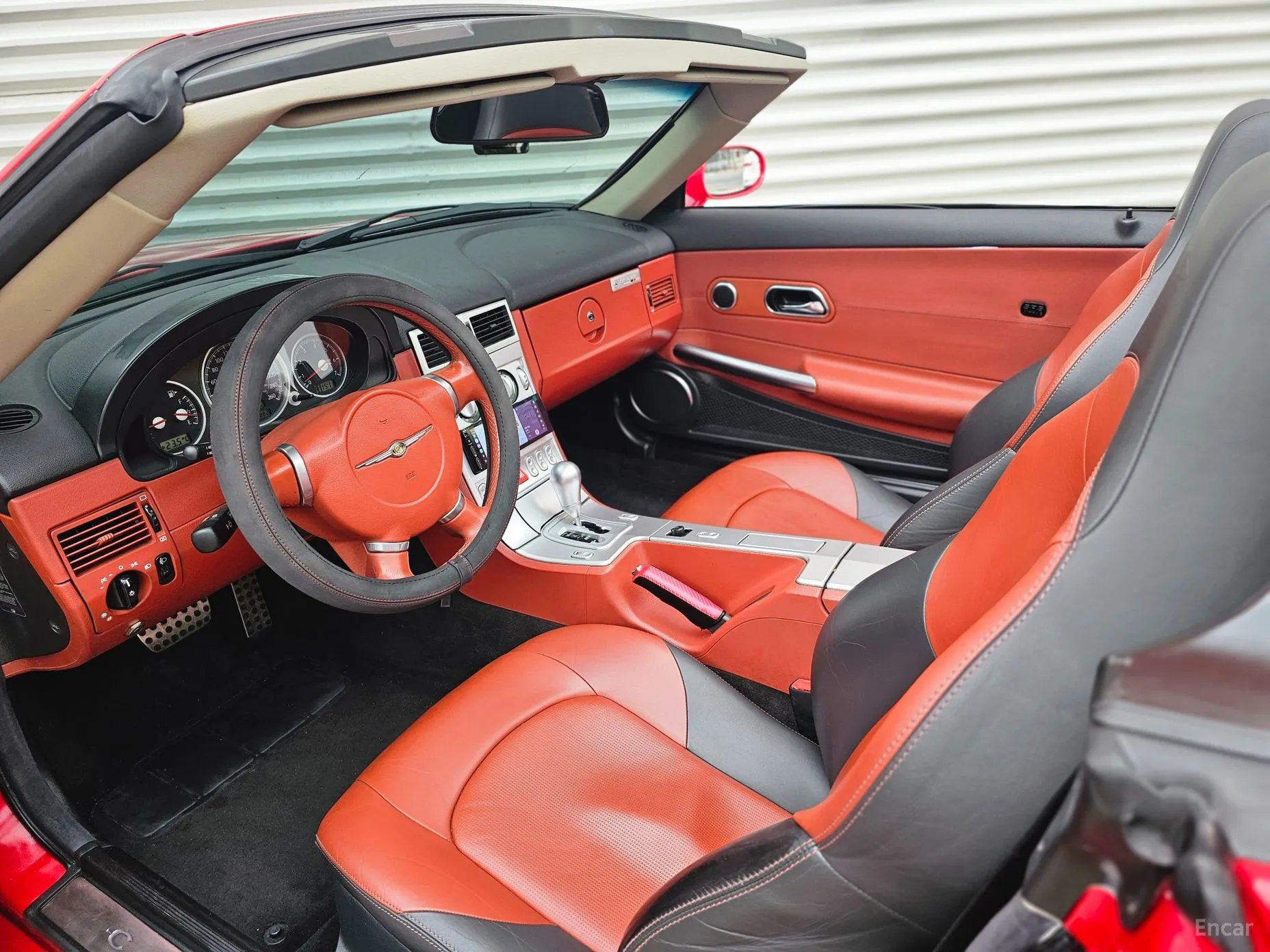 Chrysler Crossfire превью 15