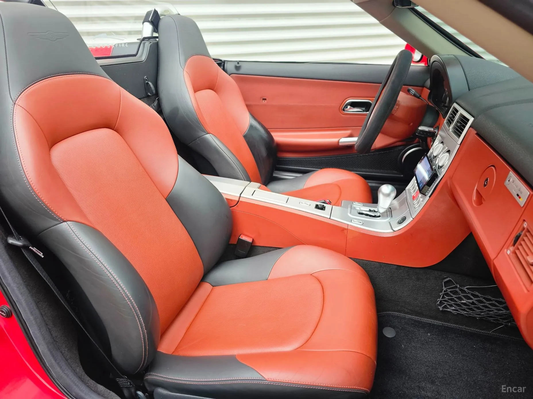 Chrysler Crossfire превью 17