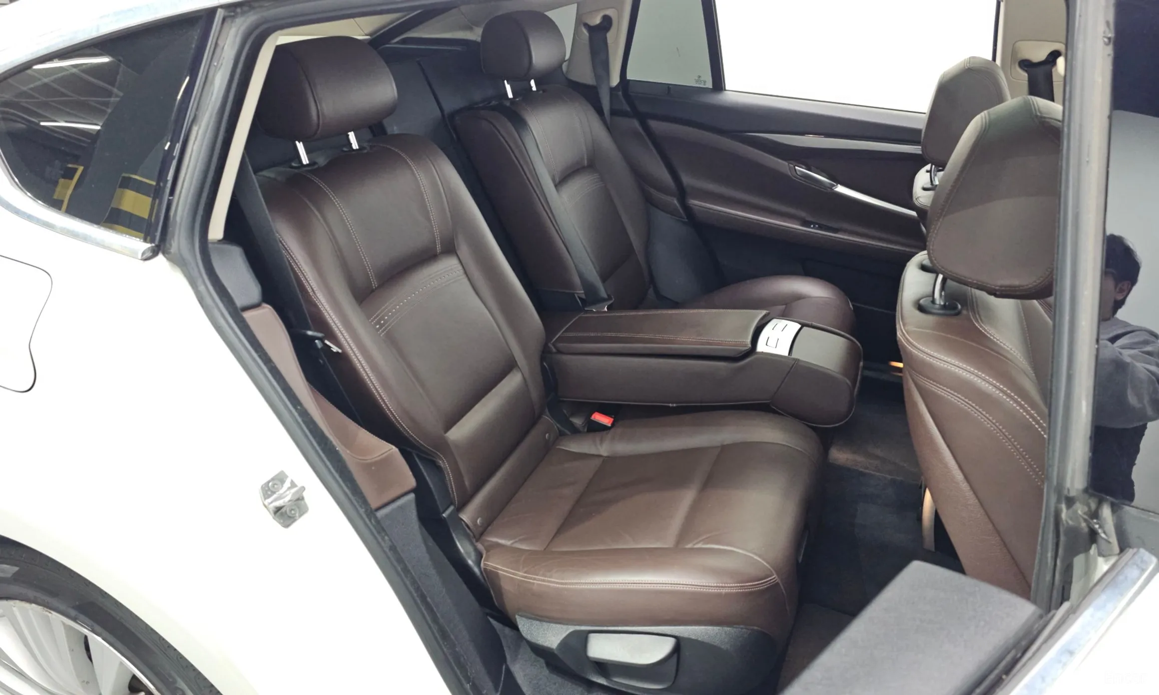 BMW 5 Series GT (F07) превью 12