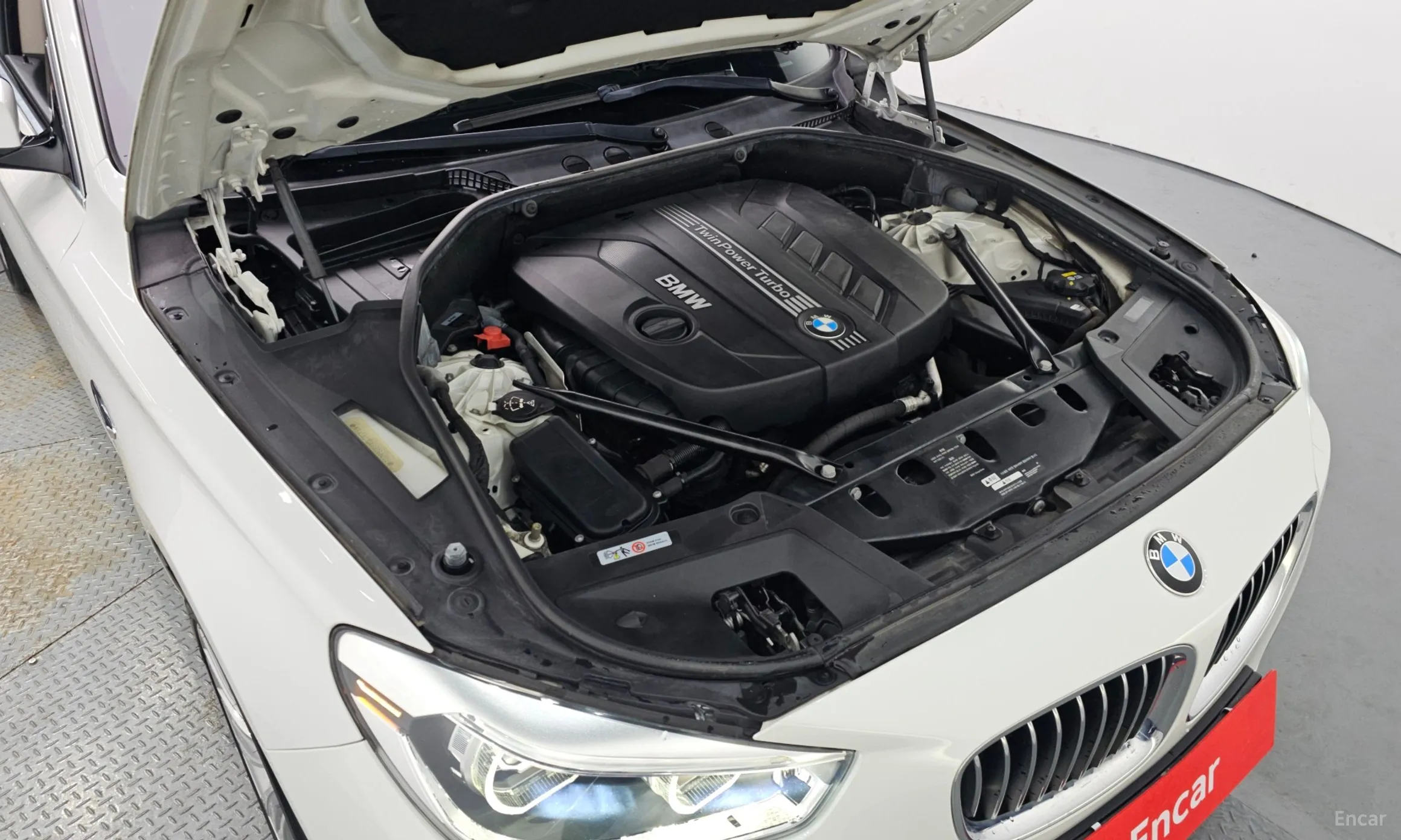 BMW 5 Series GT (F07) превью 6