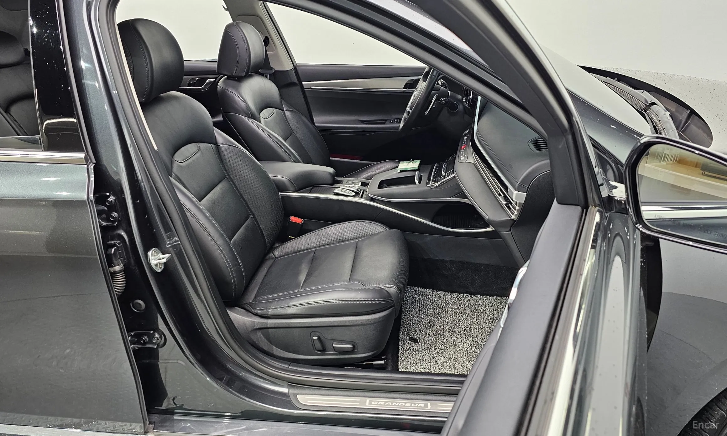 Hyundai Grandeur IG превью 10