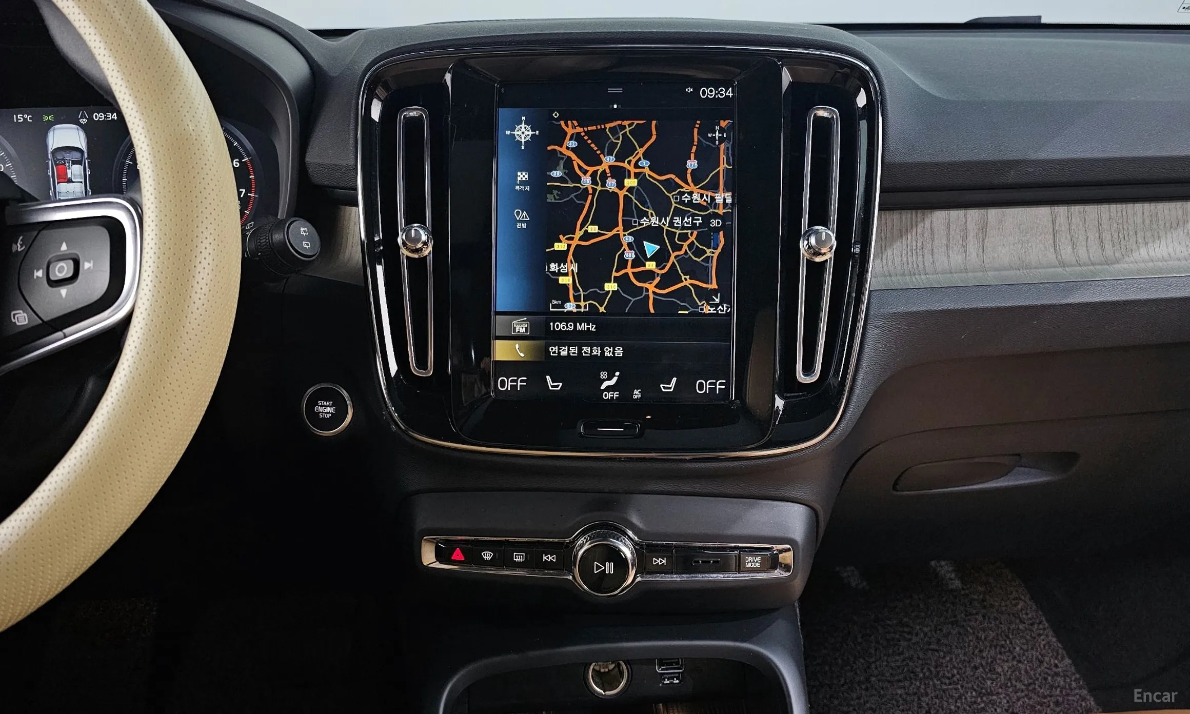 Volvo XC40 превью 14