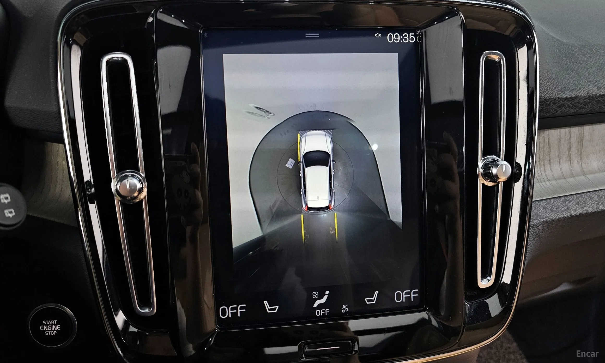 Volvo XC40 превью 15