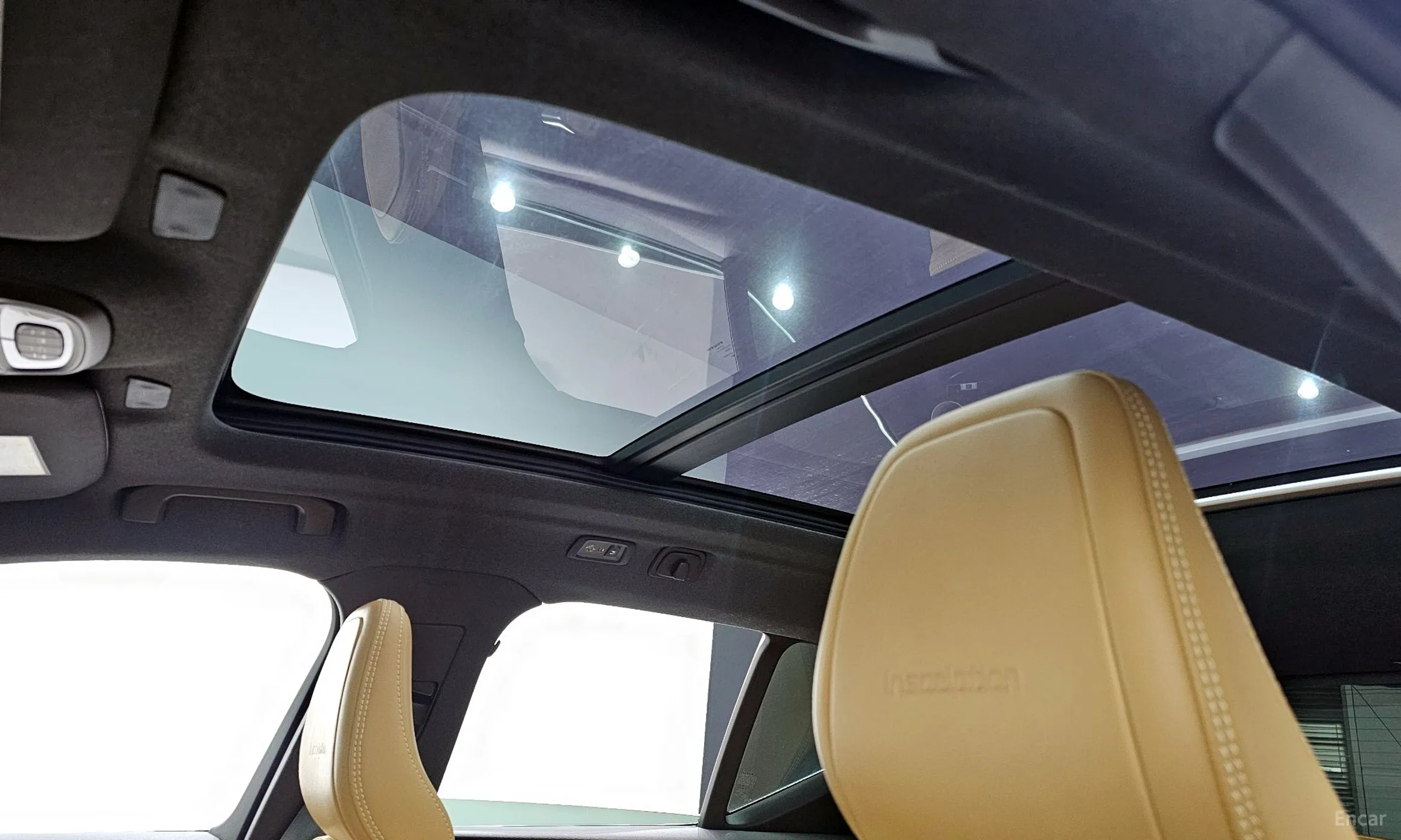 Volvo XC40 превью 19