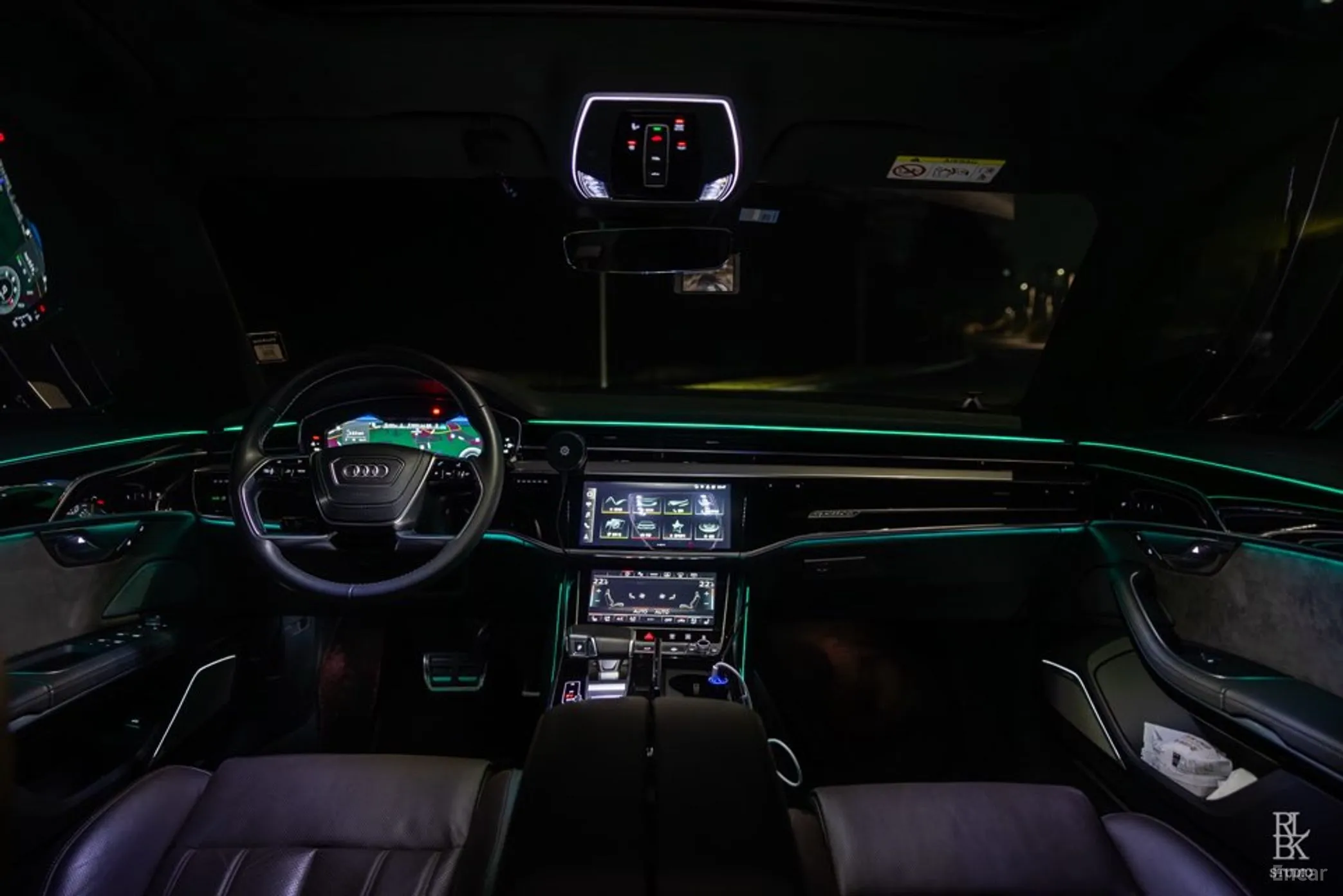 Audi A8 (D5) превью 15