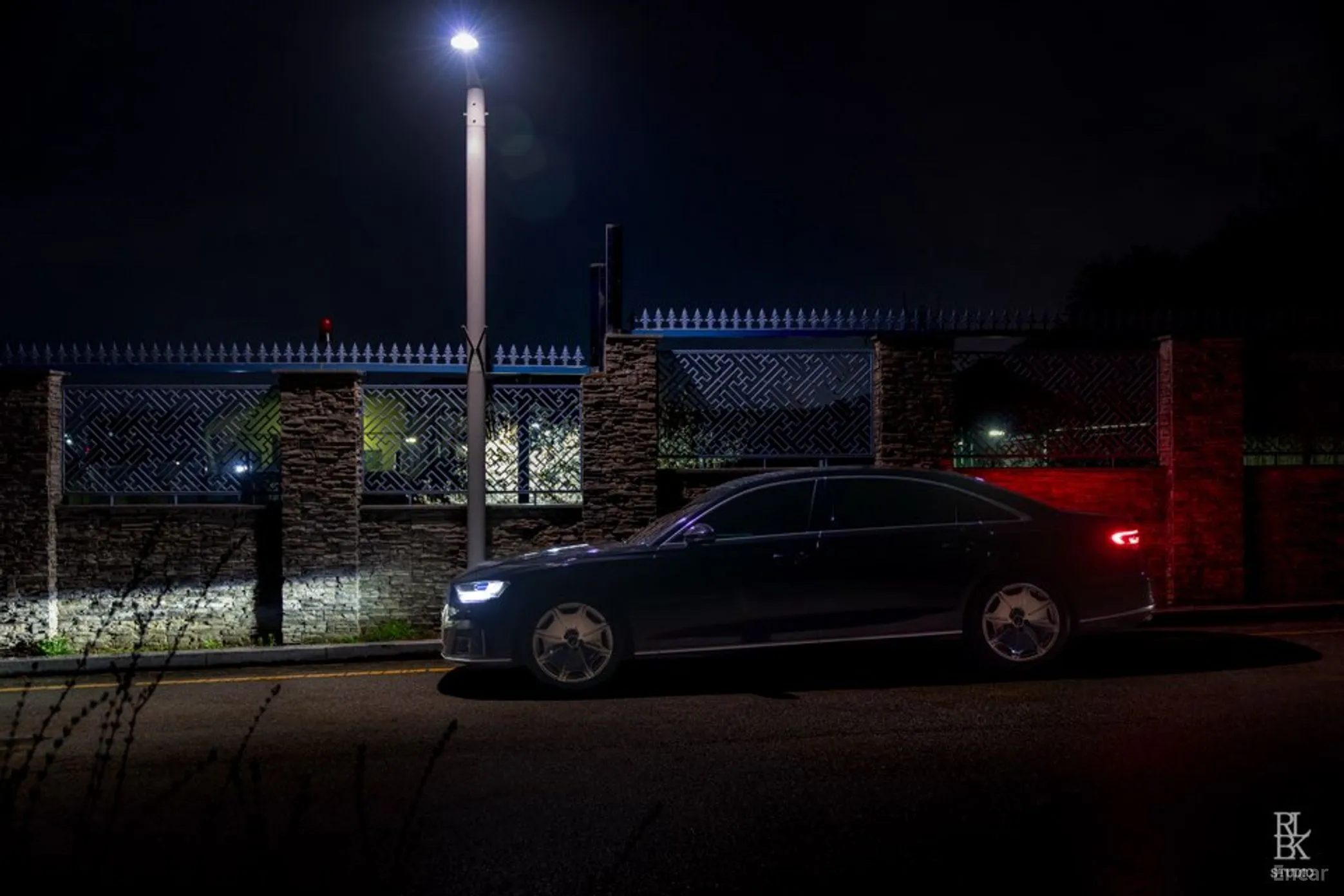 Audi A8 (D5) превью 7