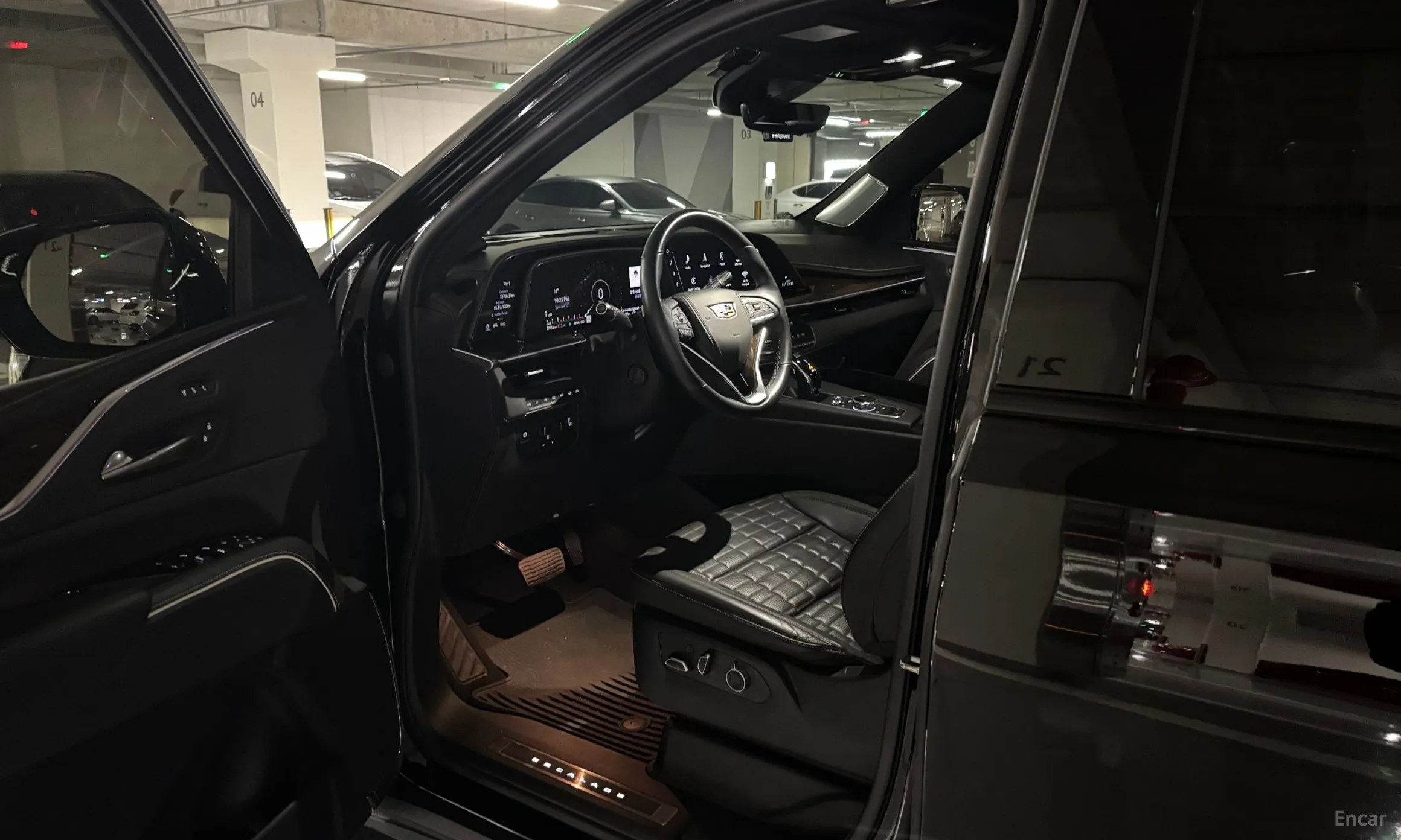 Cadillac Escalade 5th Generation превью 5
