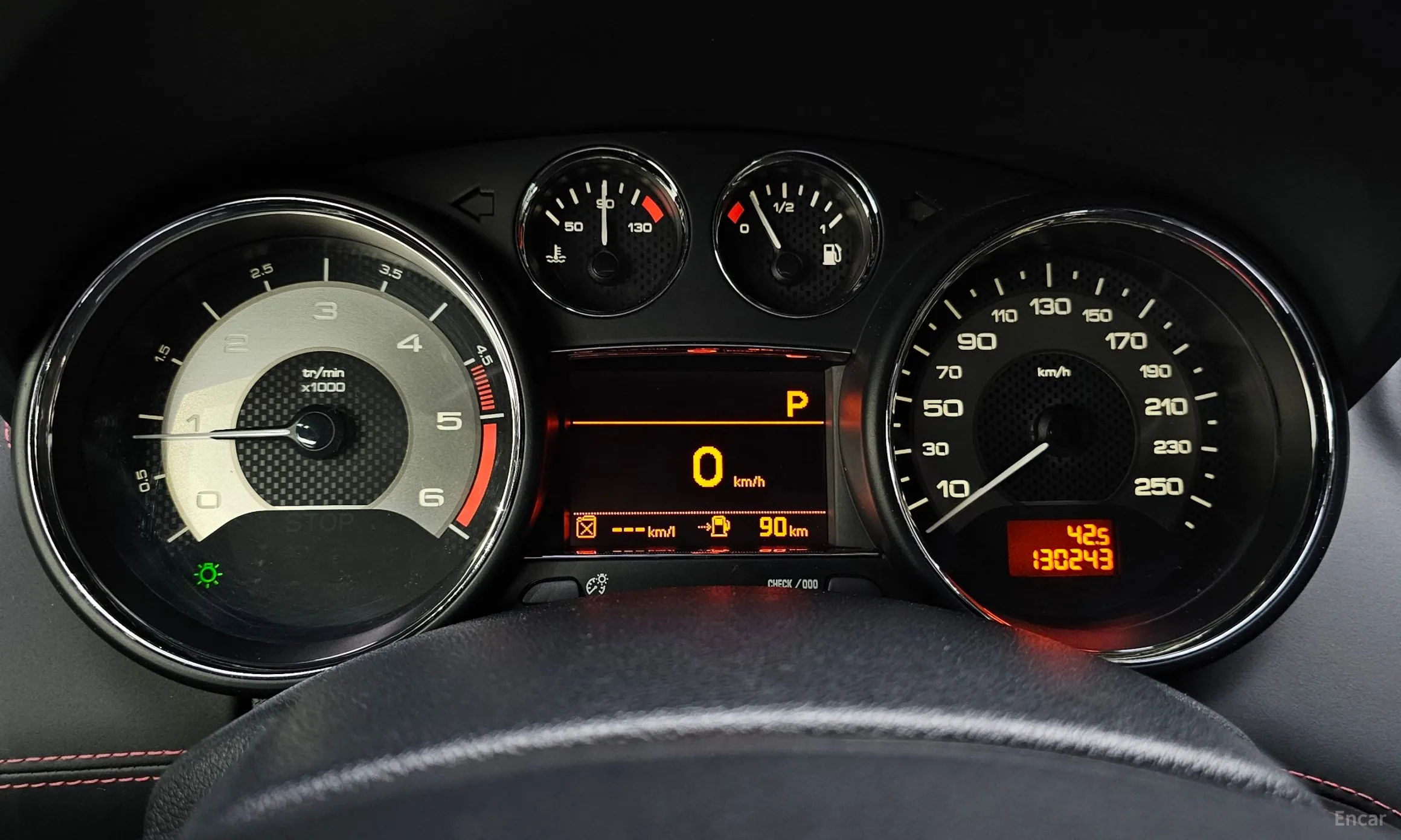 Peugeot RCZ превью 8