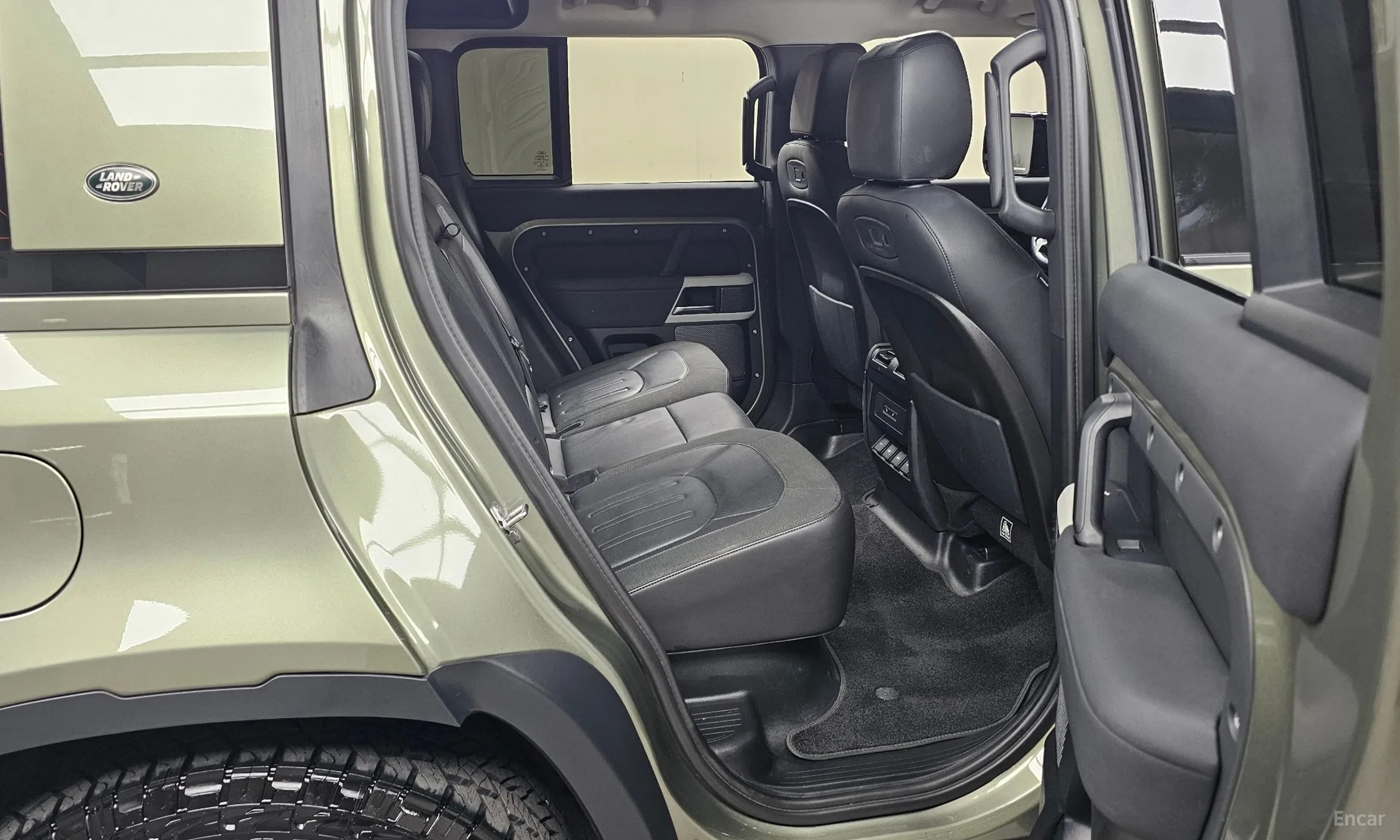 Land Rover Defender (L663) превью 11