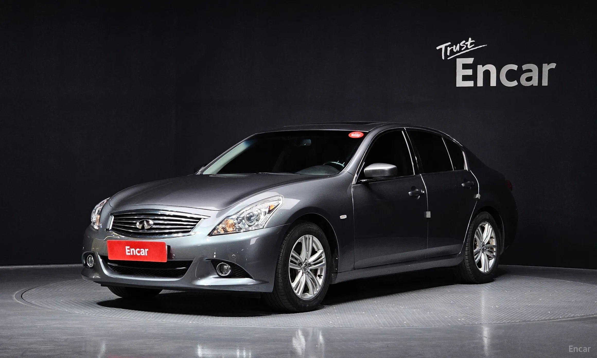 G37