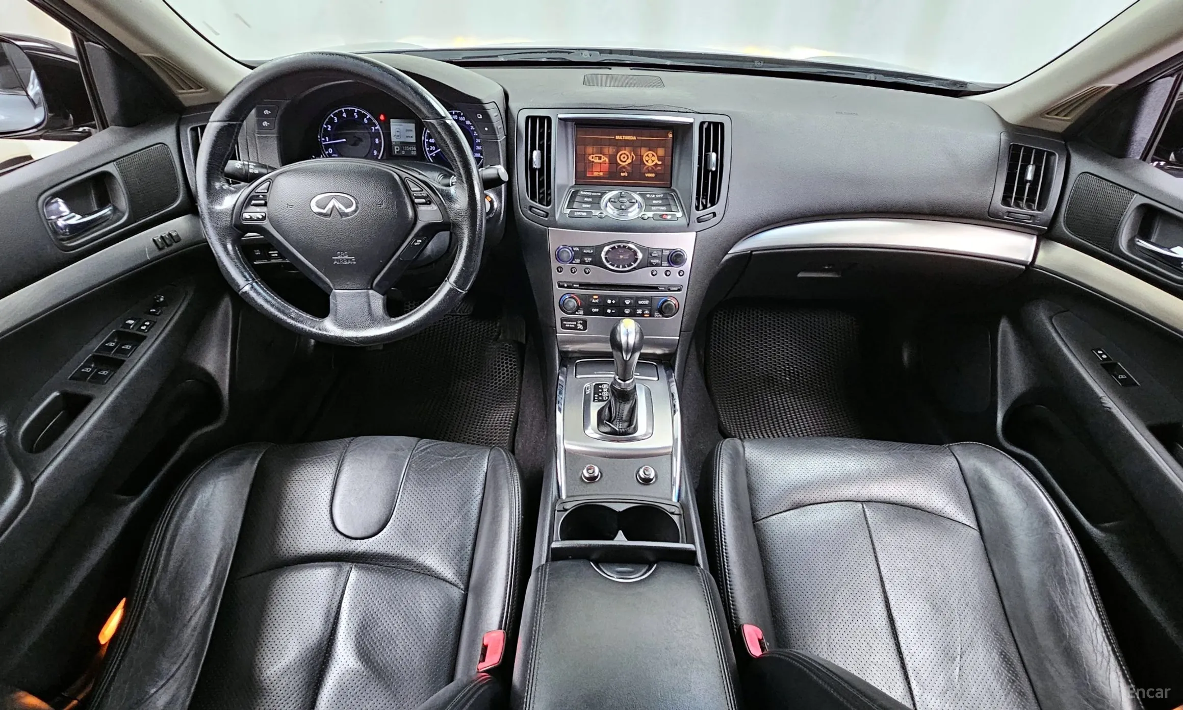 Infiniti G37 превью 5